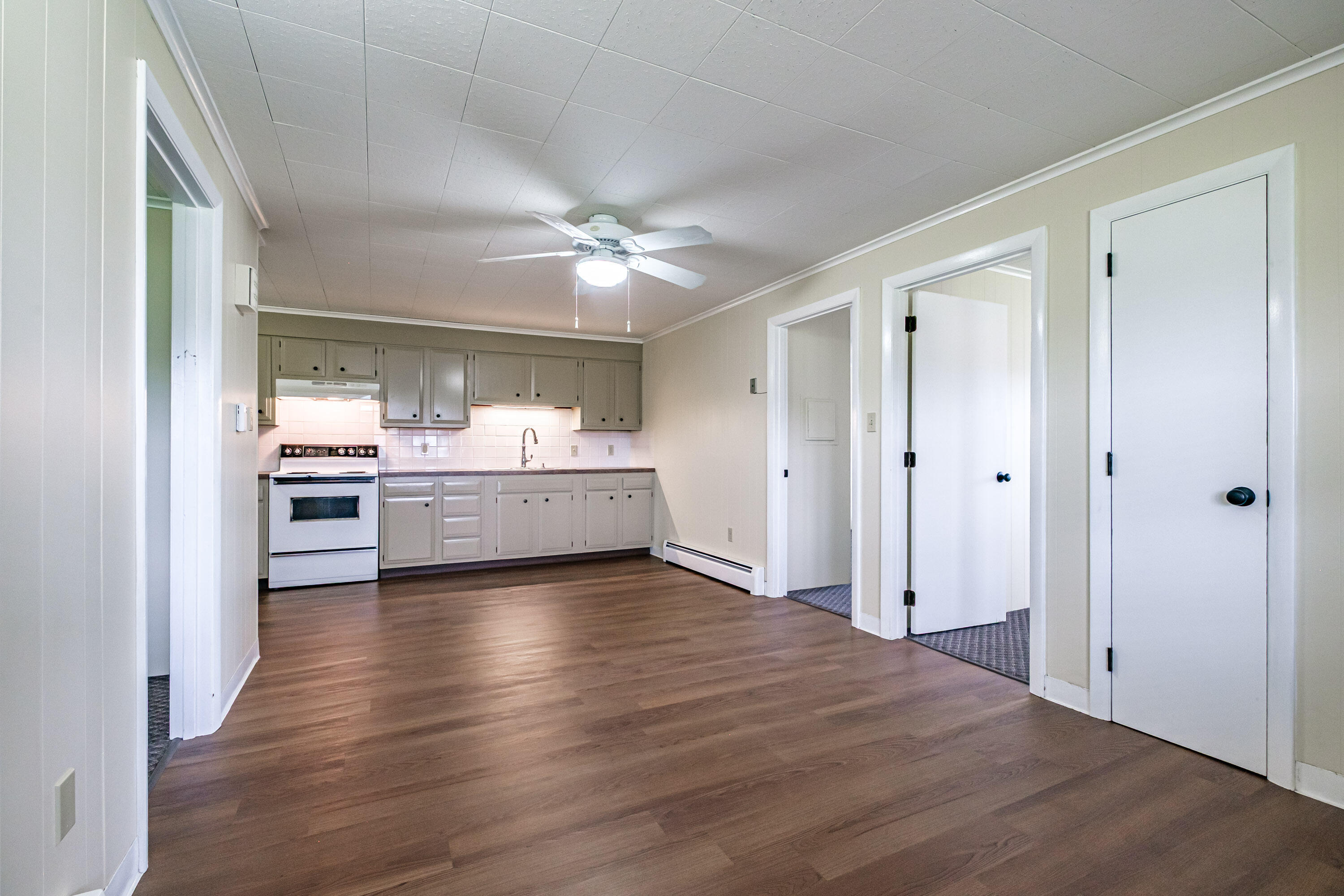 276 Hill Street Property Photo 41