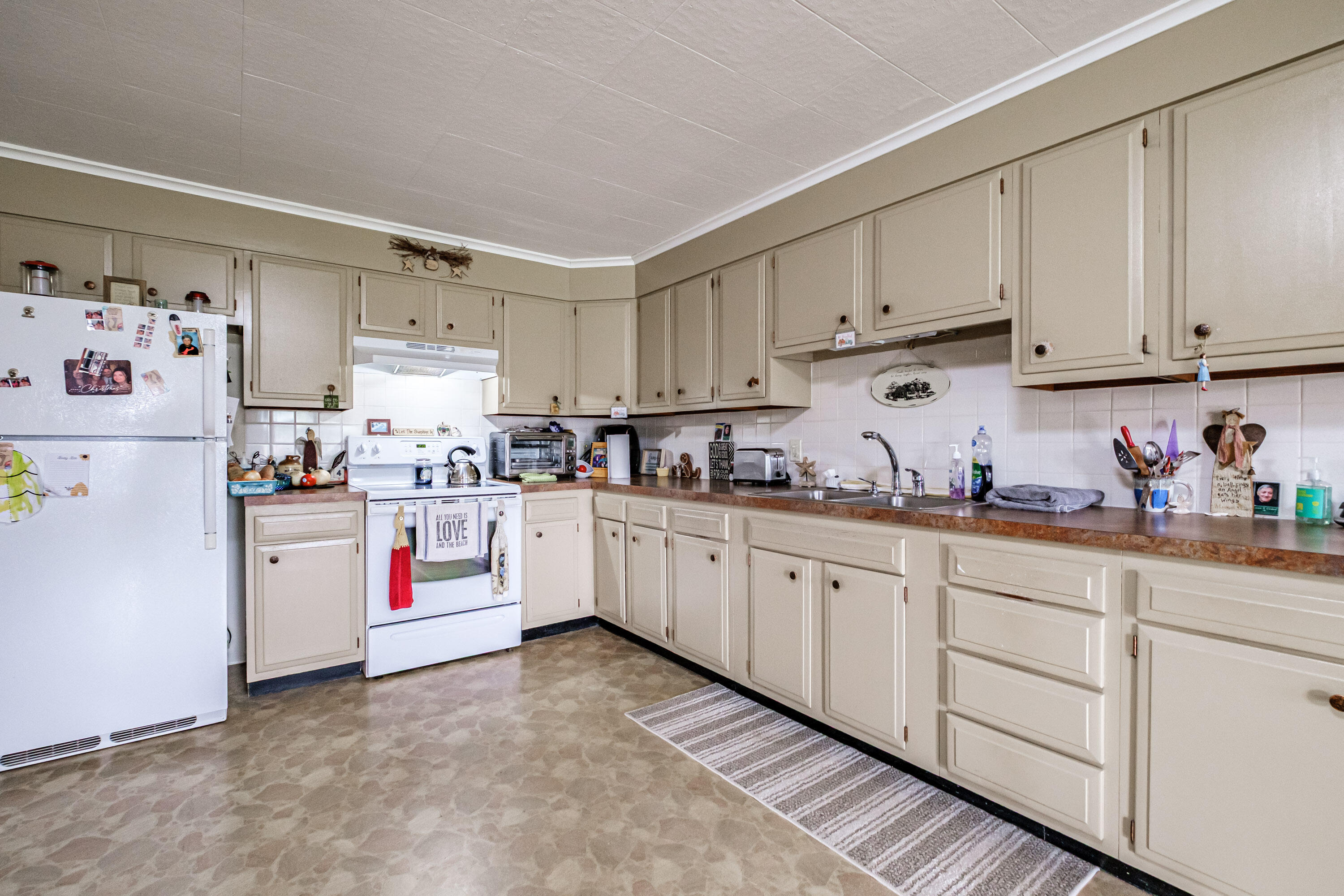 276 Hill Street Property Photo 58