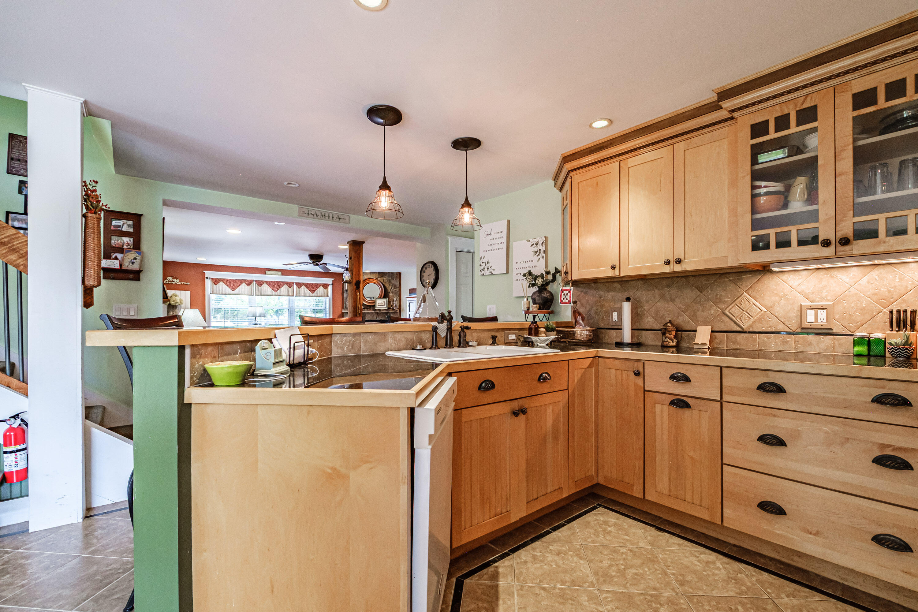 276 Hill Street Property Photo 100