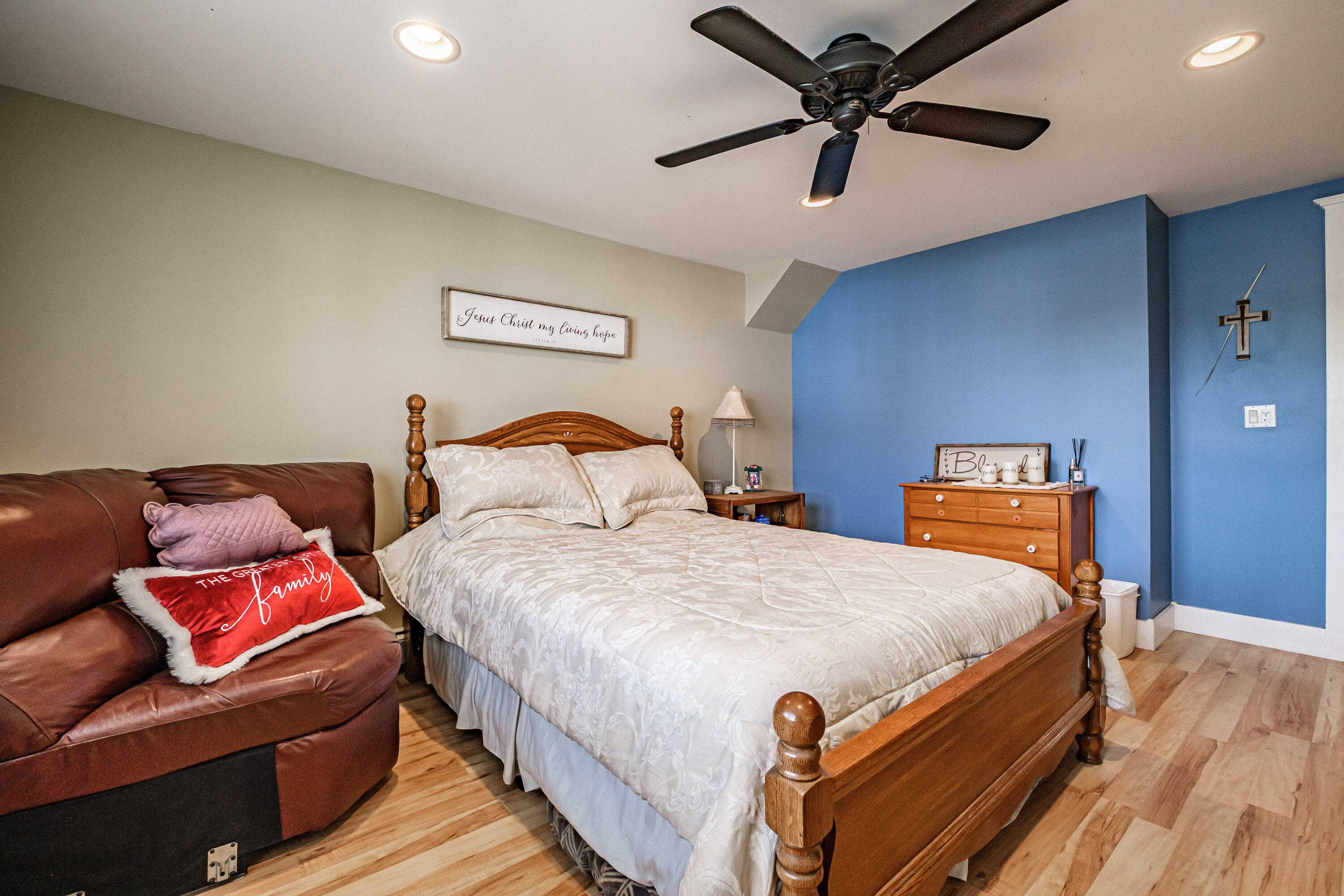 276 Hill Street Property Photo 115