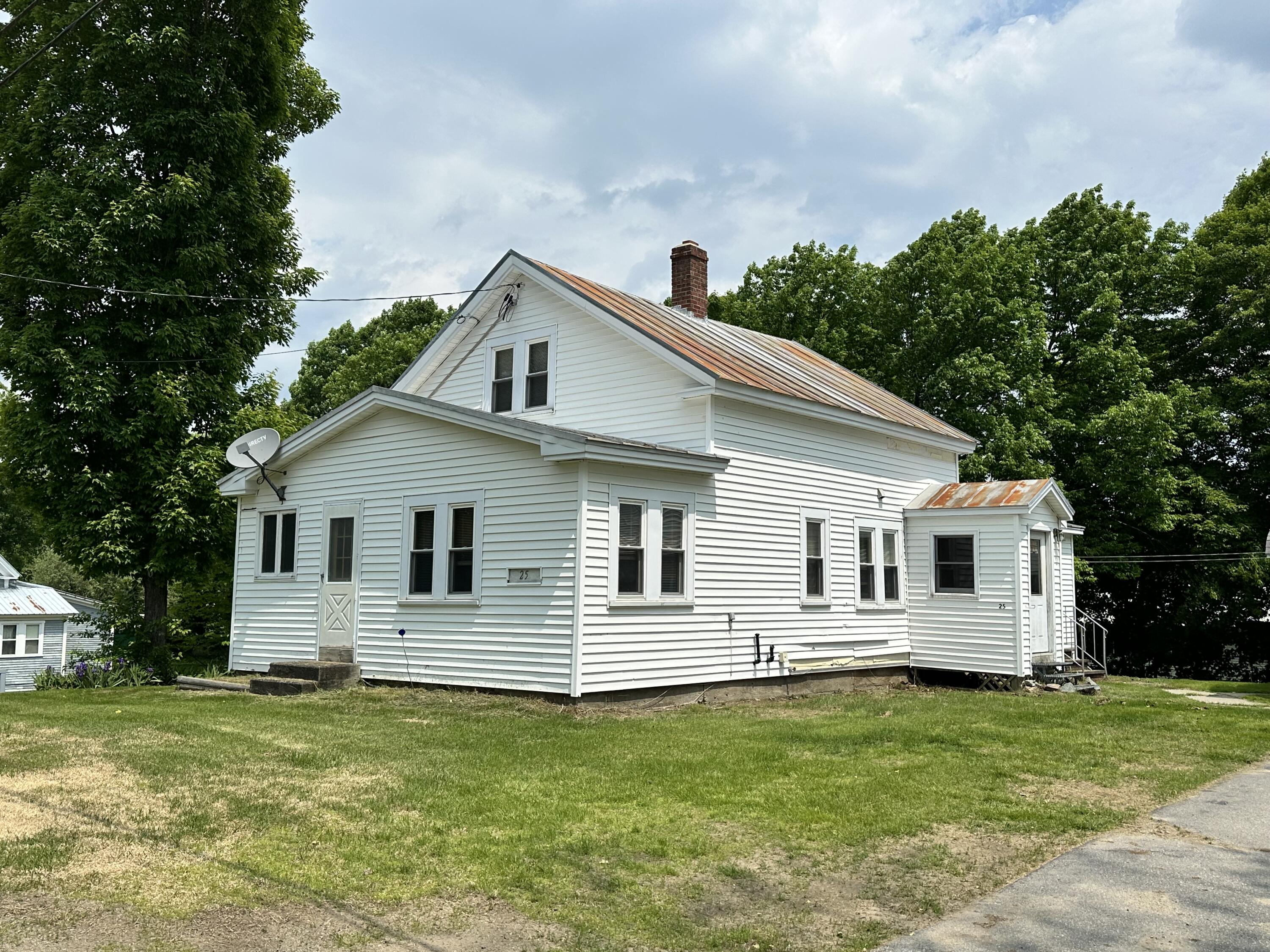 25 School Street Property Photo 1