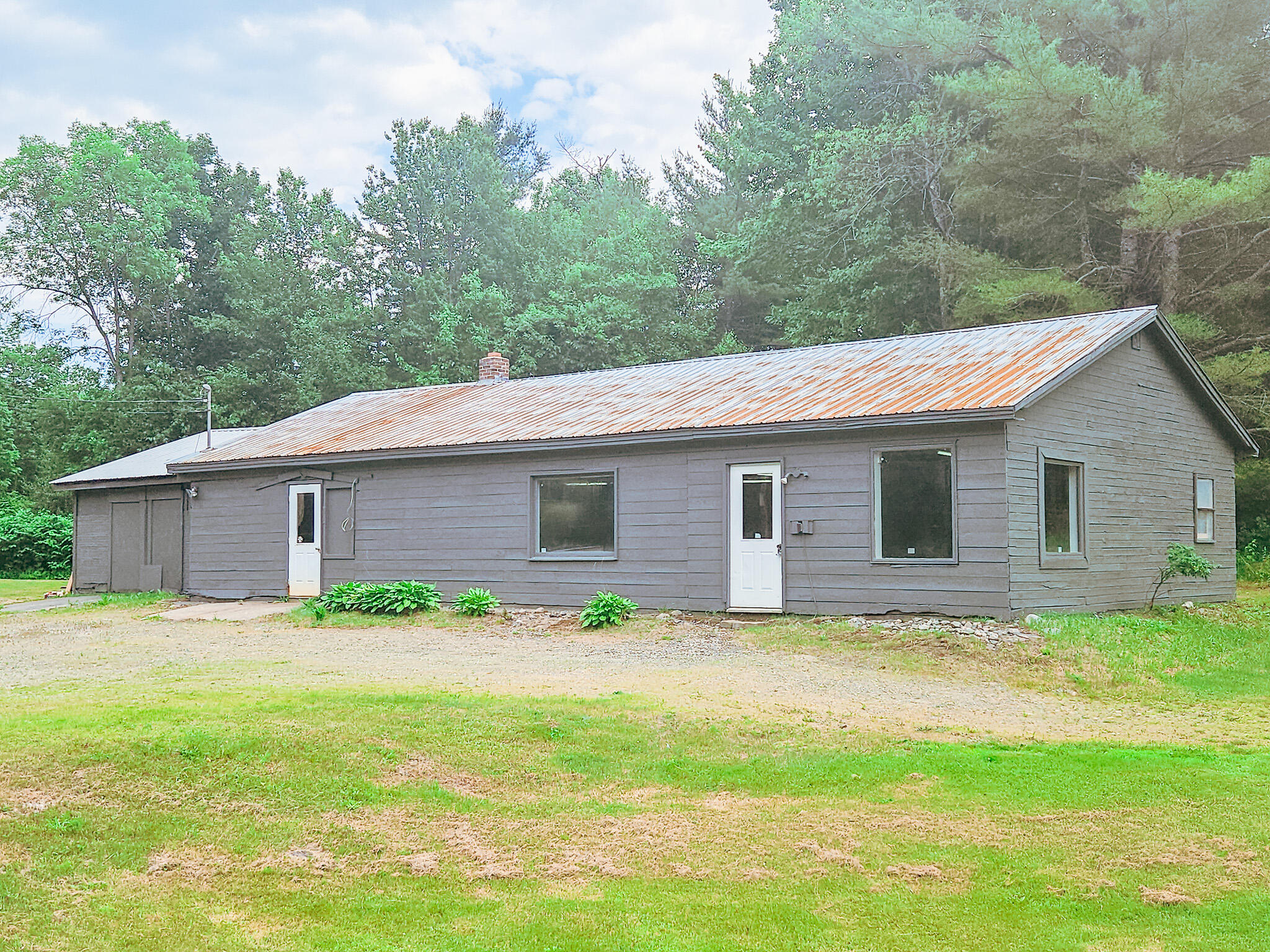 581 Mercer Road Property Photo 4