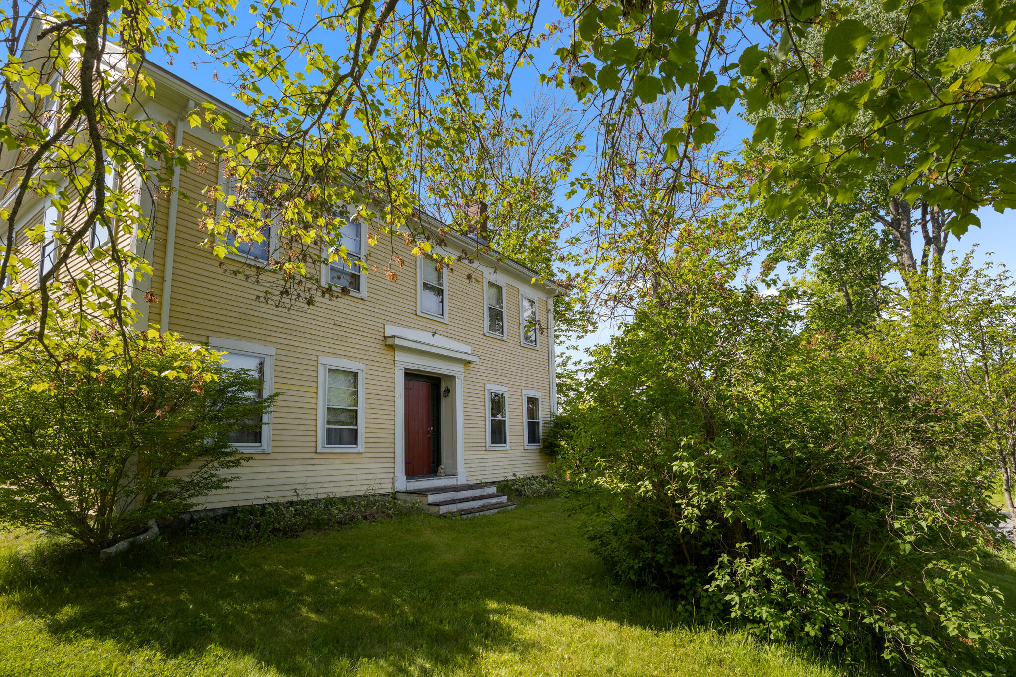61 Point Street Property Photo 1
