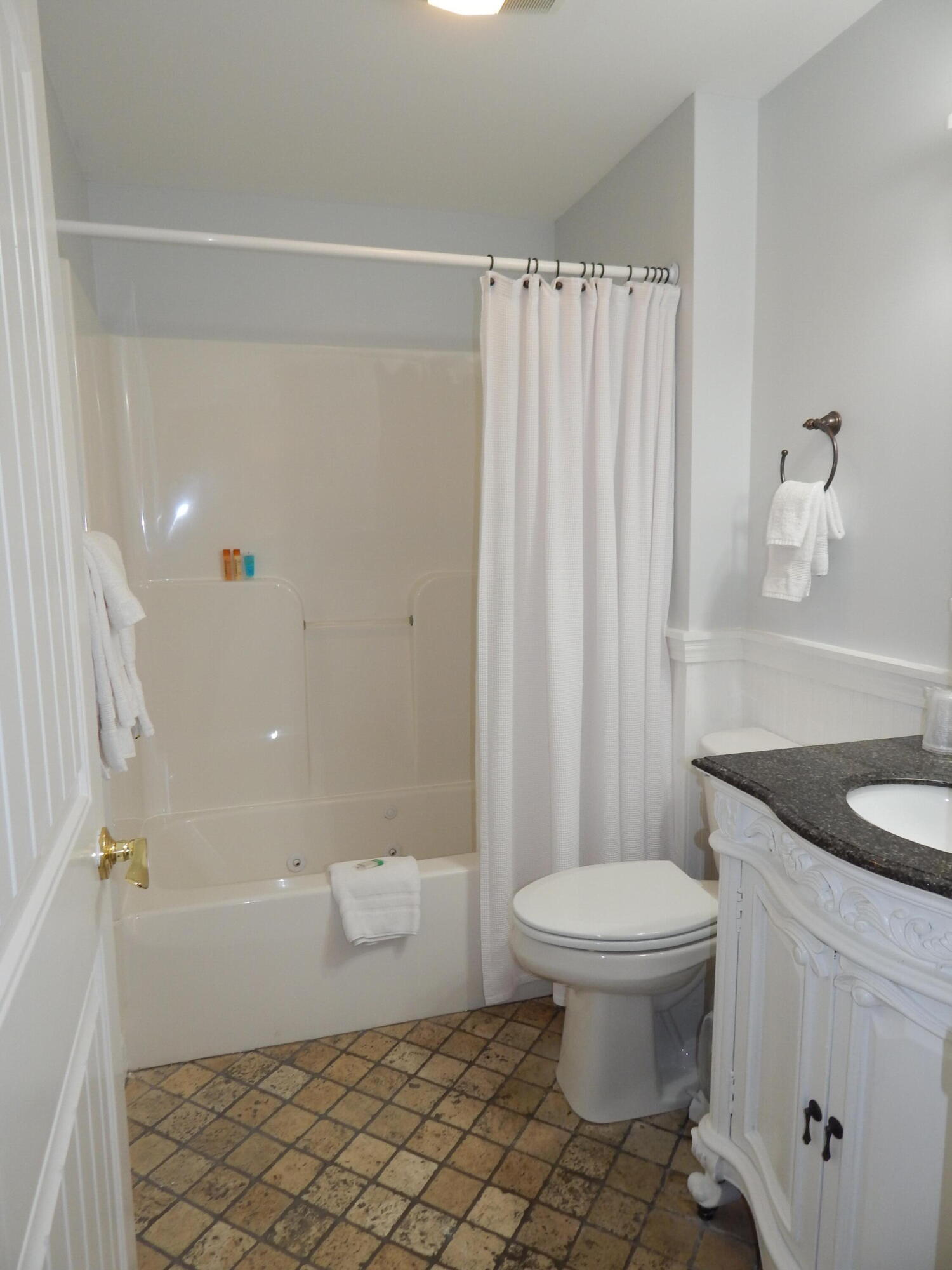 306 Eddy Road Property Photo 16