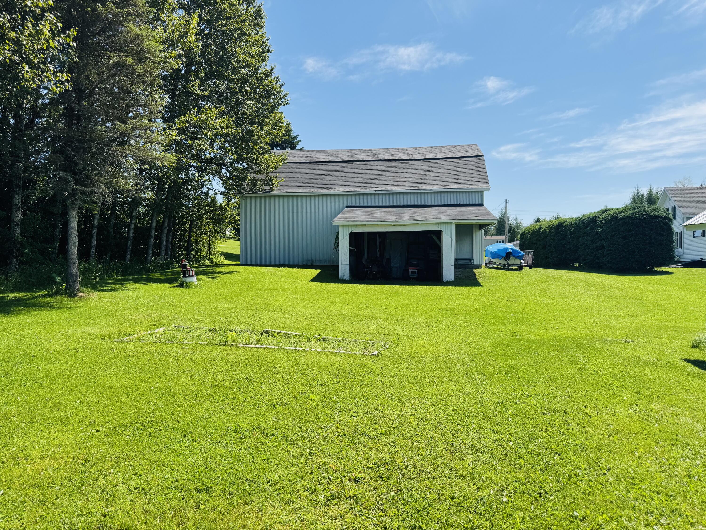 1710 Van Buren Road Property Photo 12