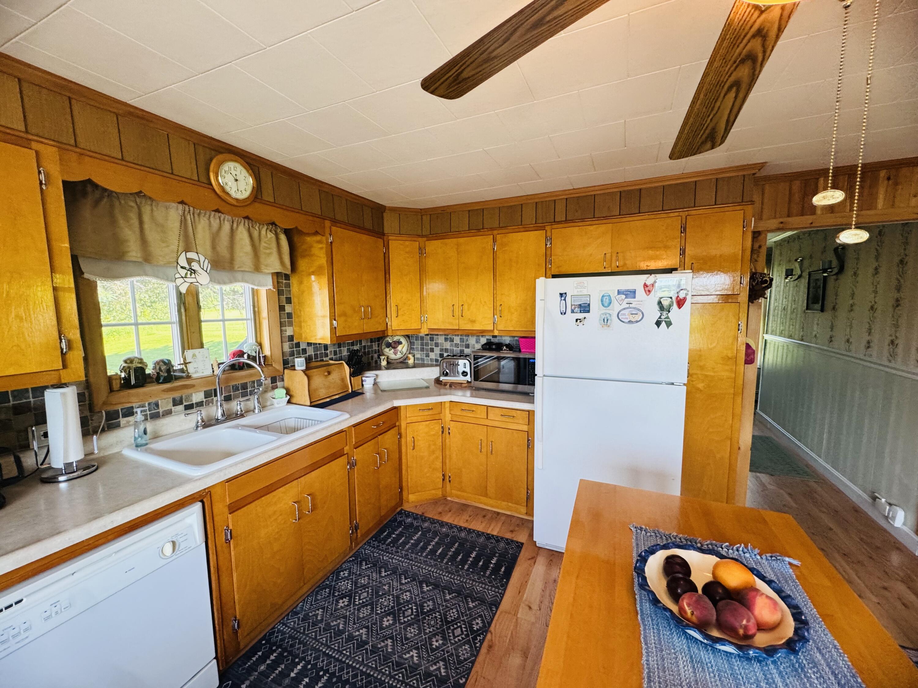 1710 Van Buren Road Property Photo 16