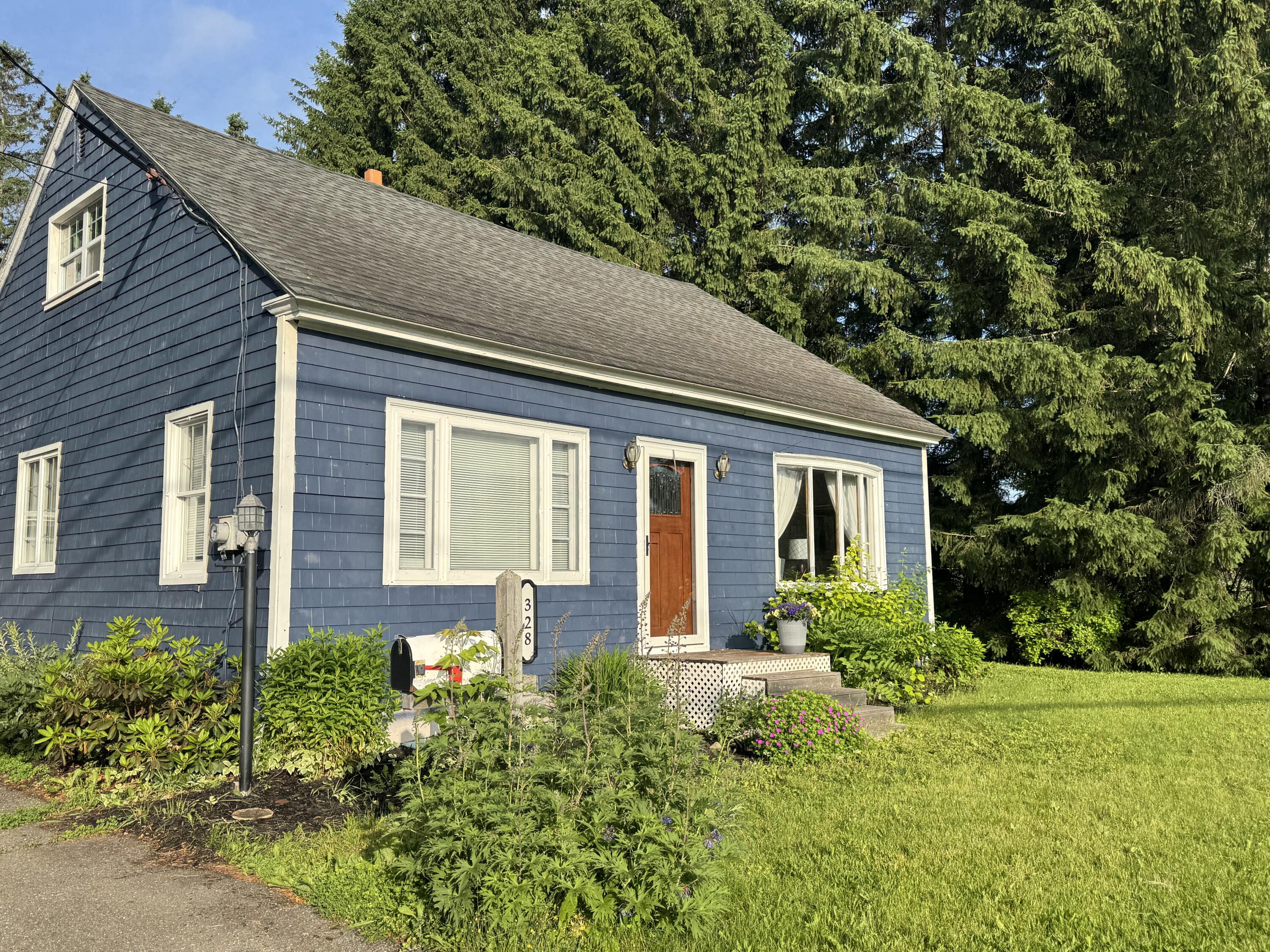 328 Sweden Street Property Photo 4