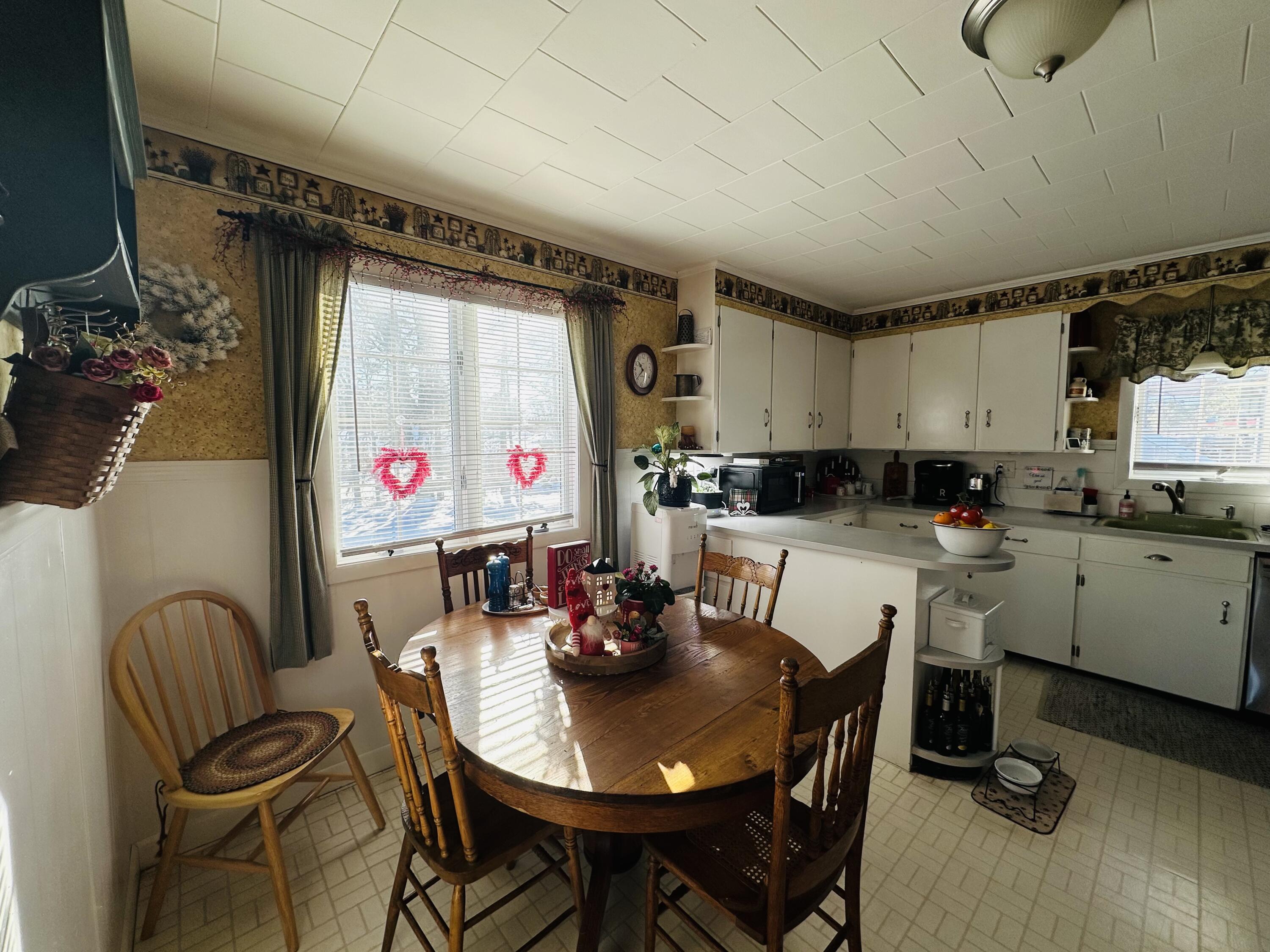 328 Sweden Street Property Photo 11