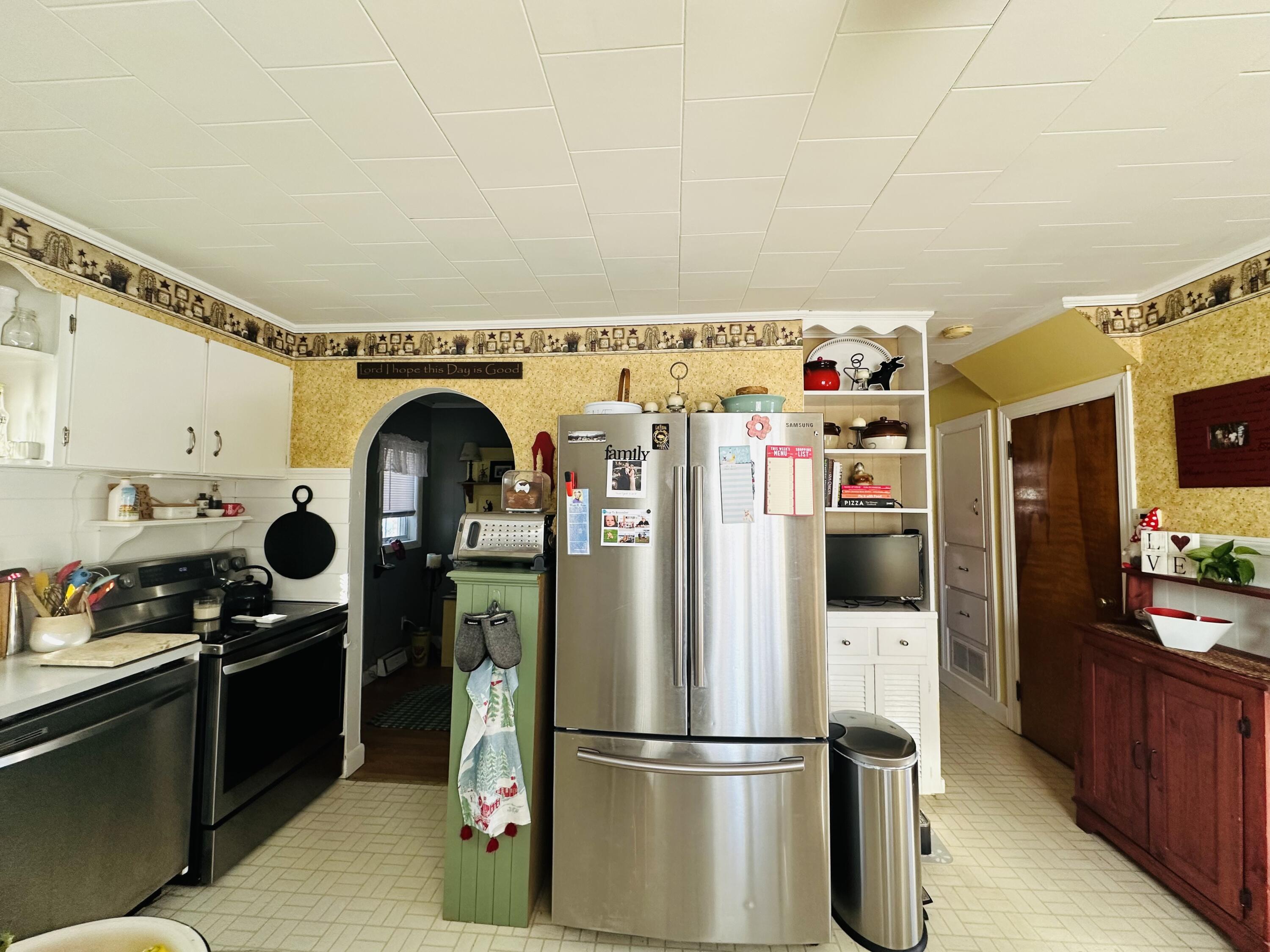 328 Sweden Street Property Photo 14