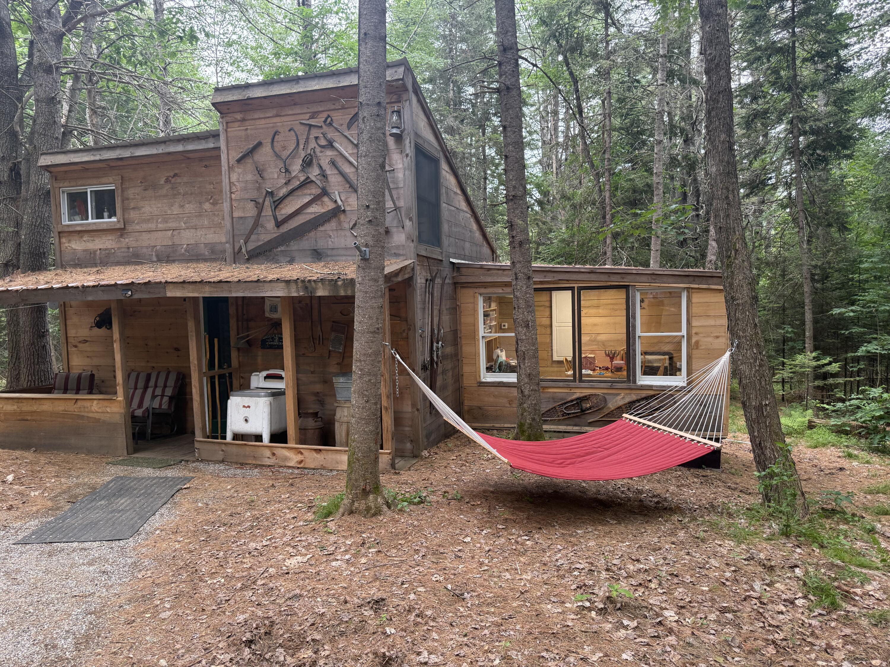 325 Calderwood Road Property Photo 4