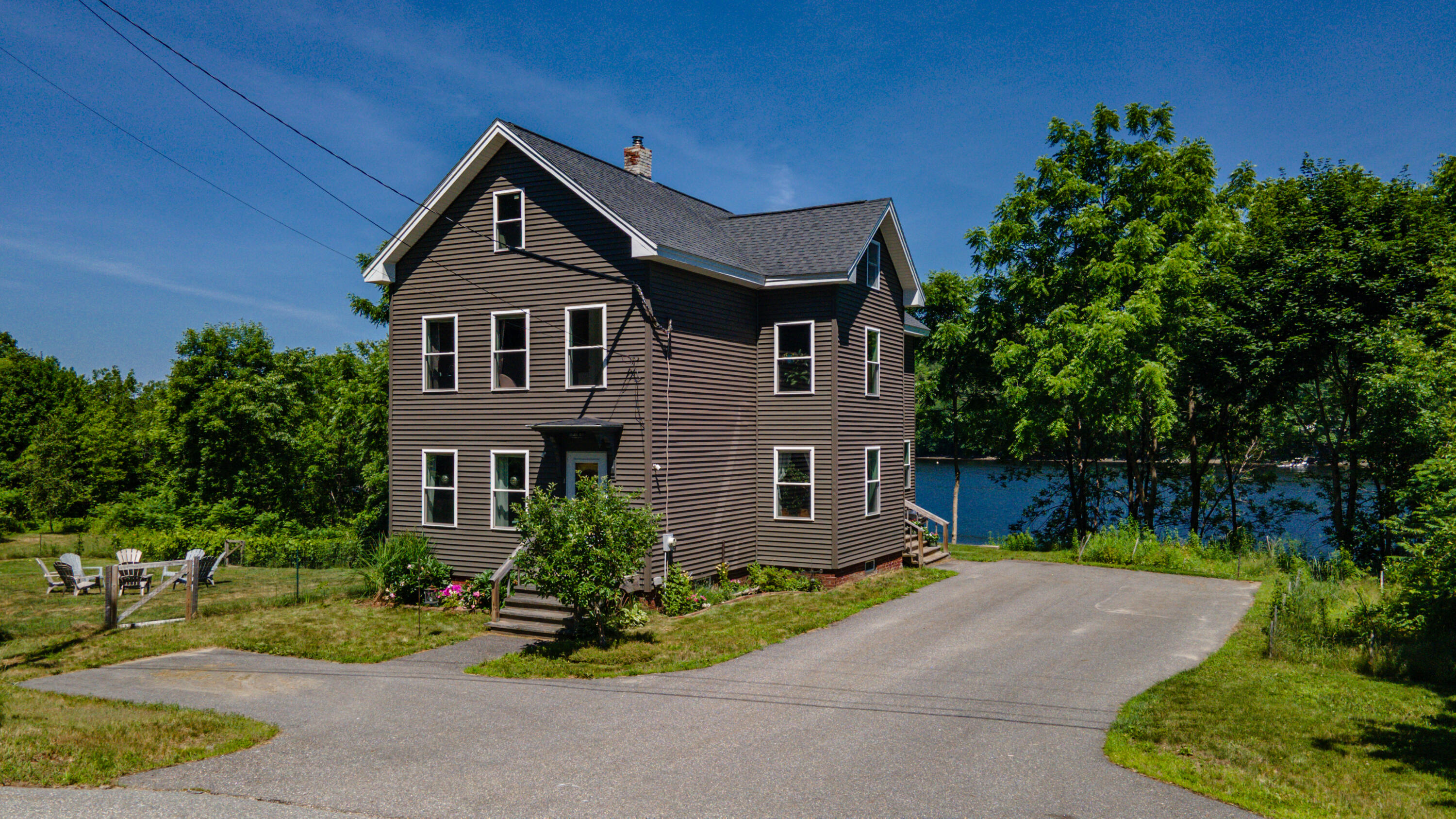 4 Riverview Drive Property Photo 1