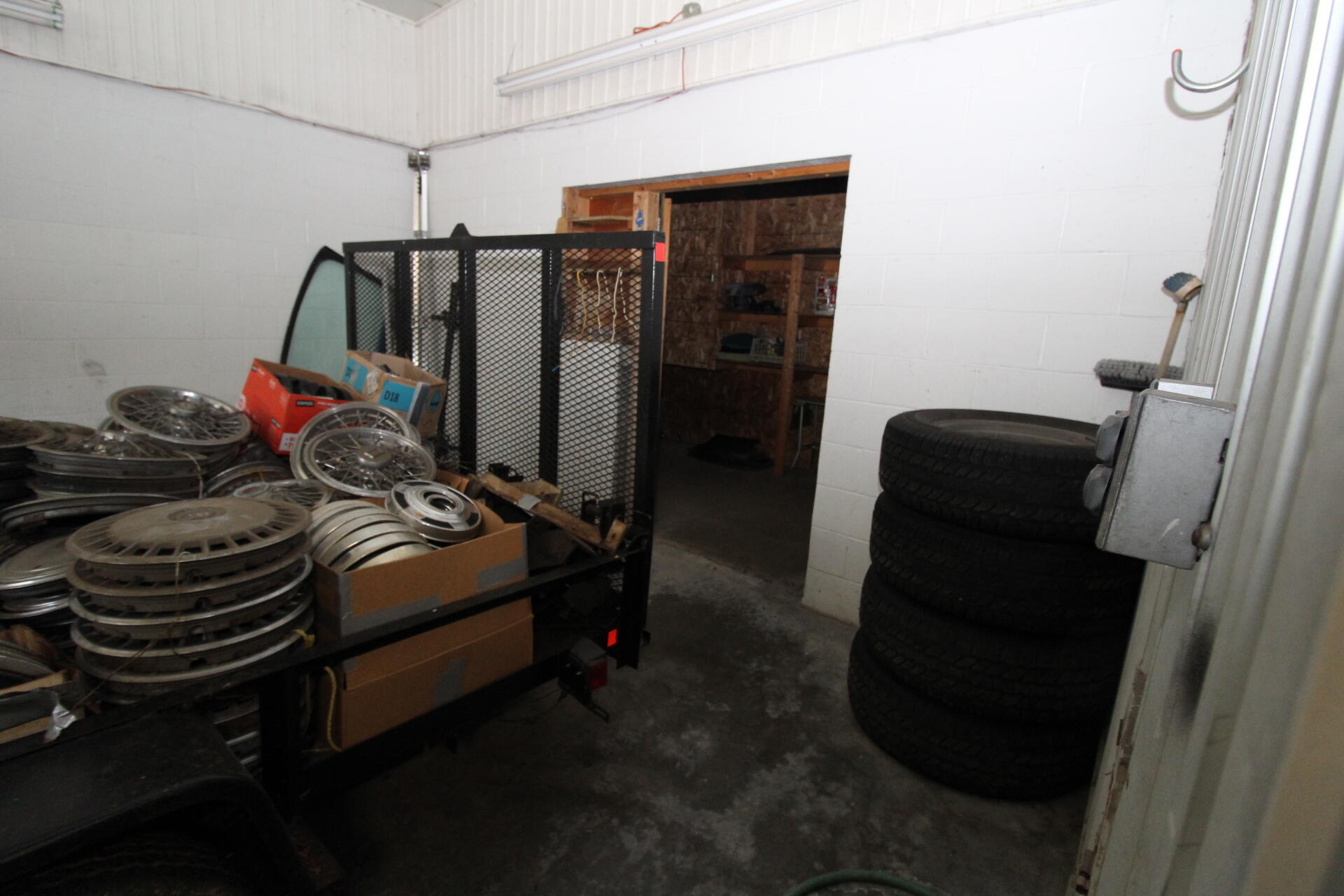 20 Estes Avenue Property Photo 29