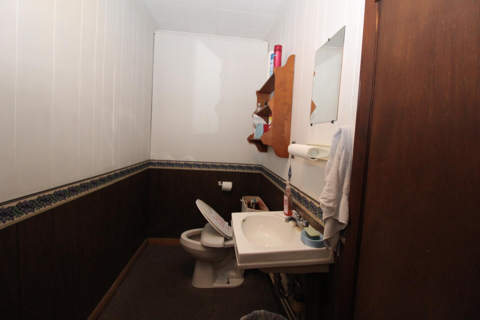 20 Estes Avenue Property Photo 31