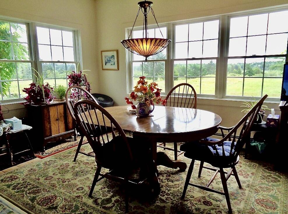 163 Middle Road Property Photo 10