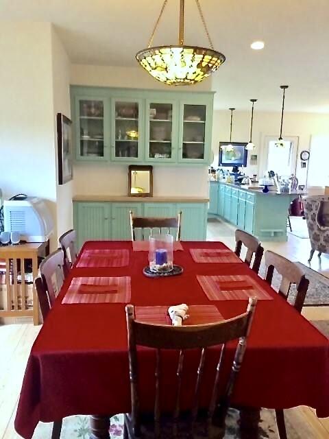 163 Middle Road Property Photo 13