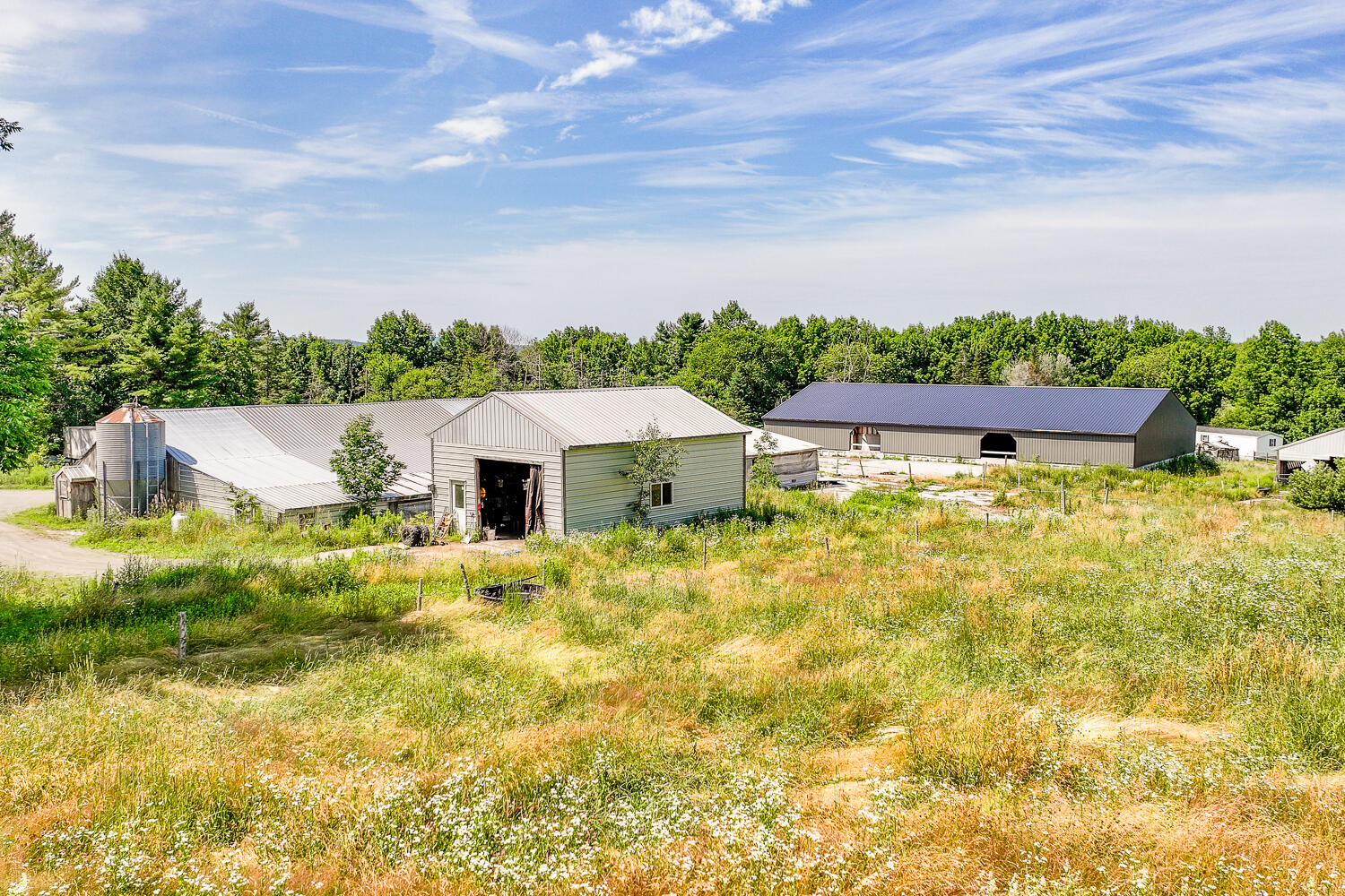672 & 700 Brooks Road Property Photo 15