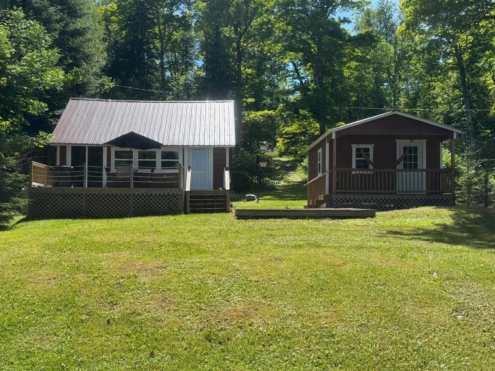 422 West Road Property Photo 2