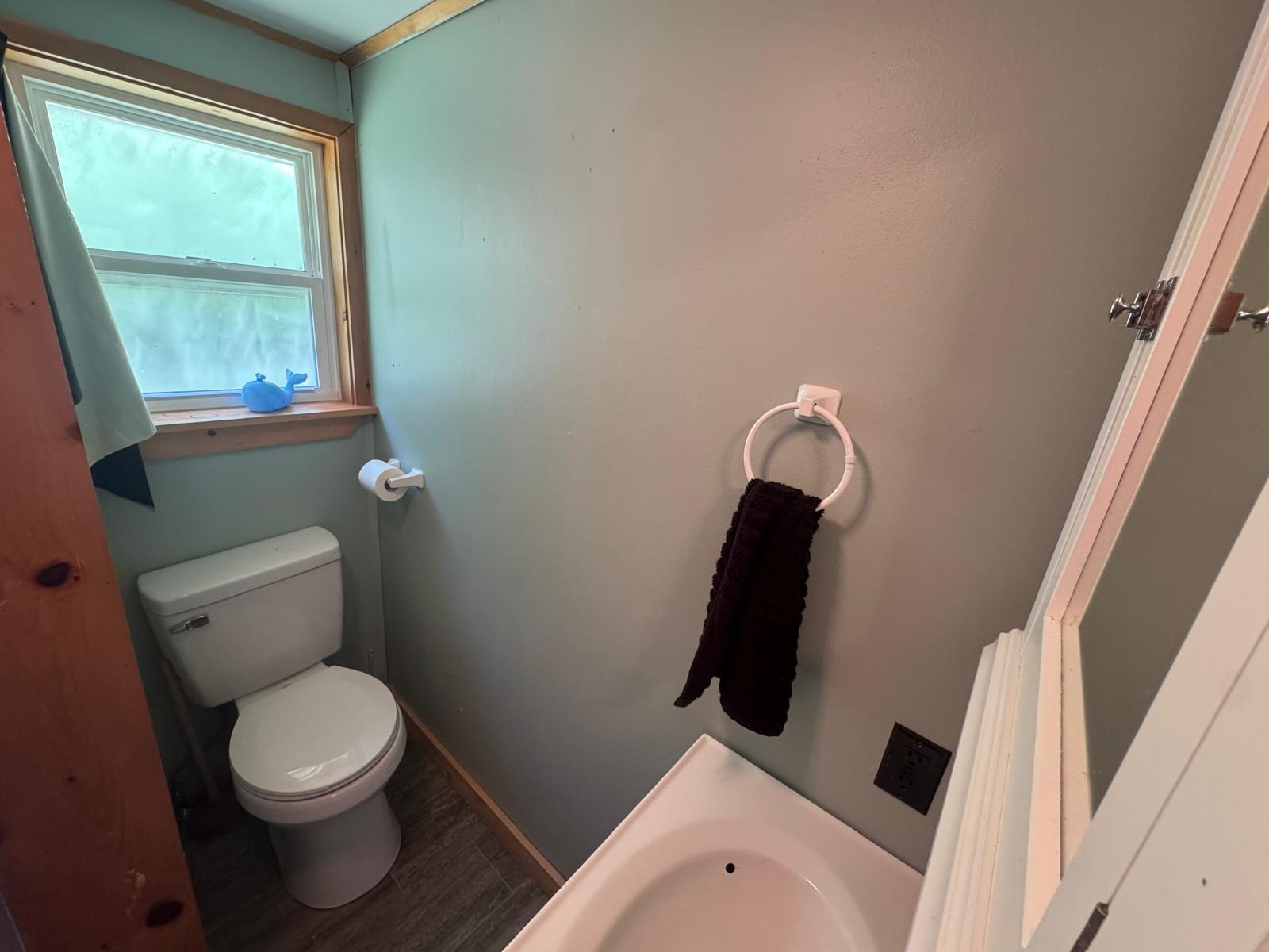 422 West Road Property Photo 31