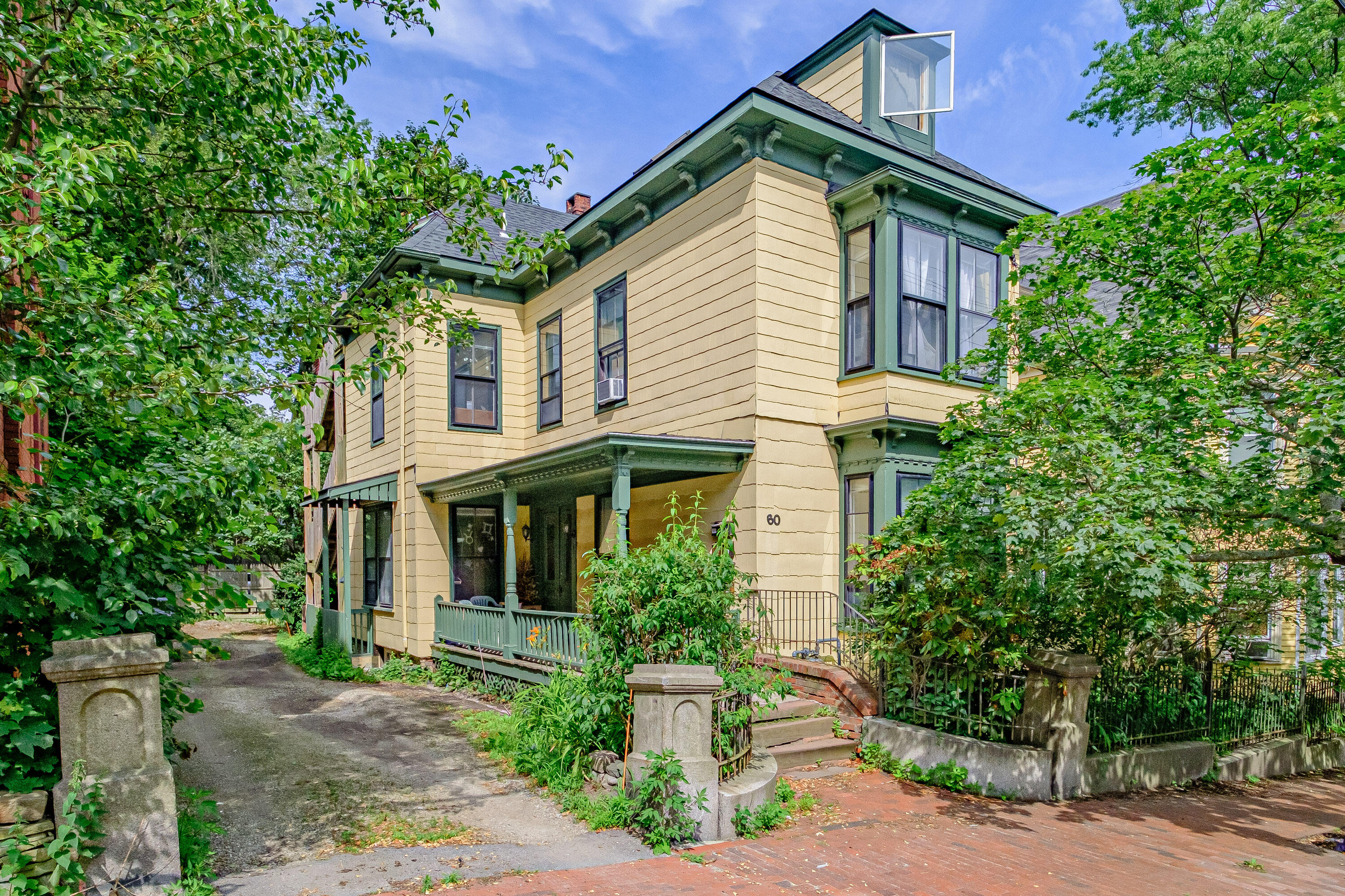 60 Mellen Street Property Photo 1