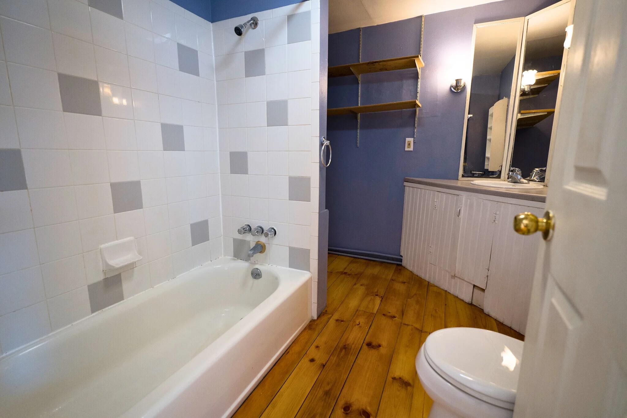50 Alder Street Property Photo 3