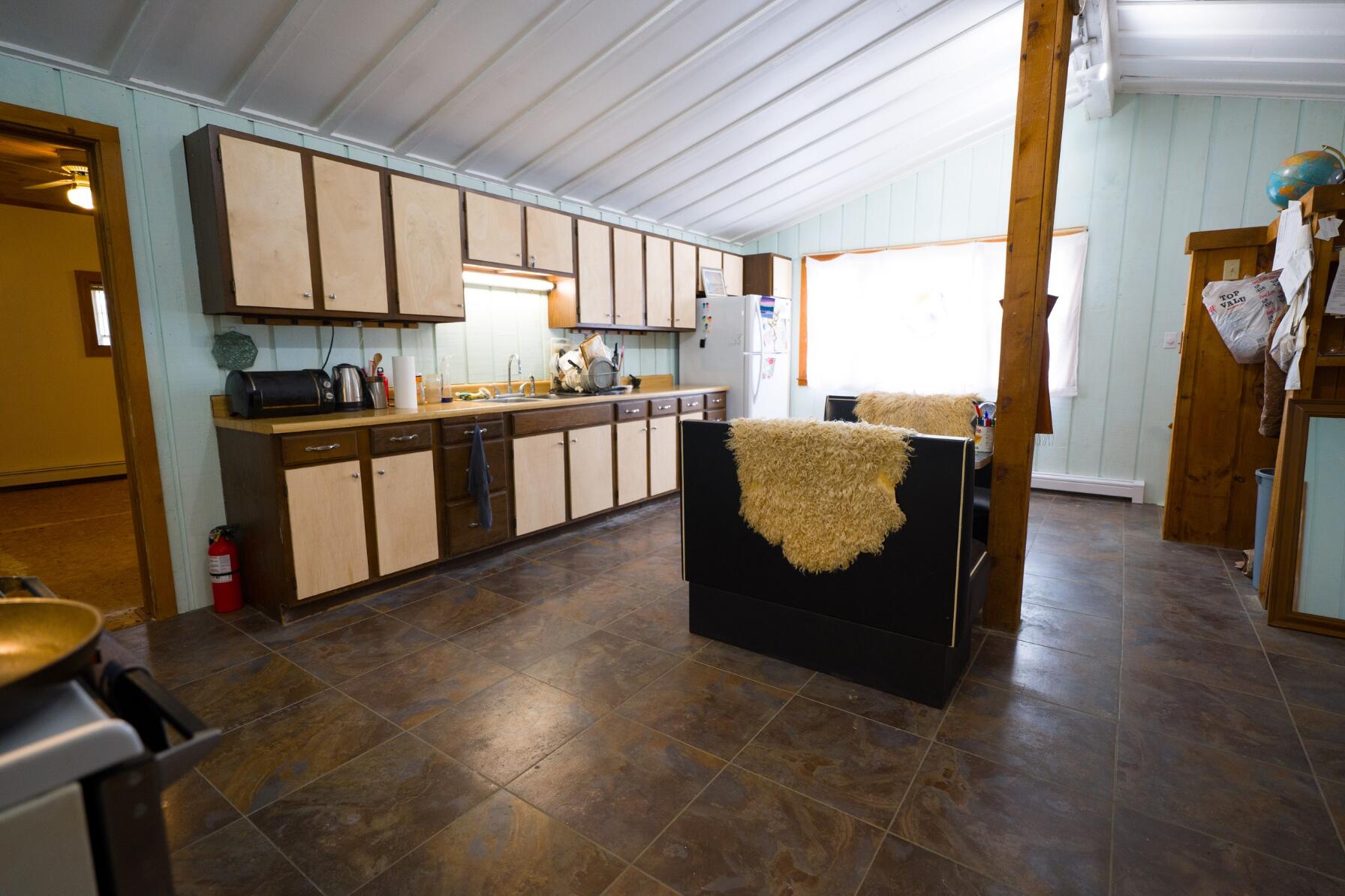 50 Alder Street Property Photo 14