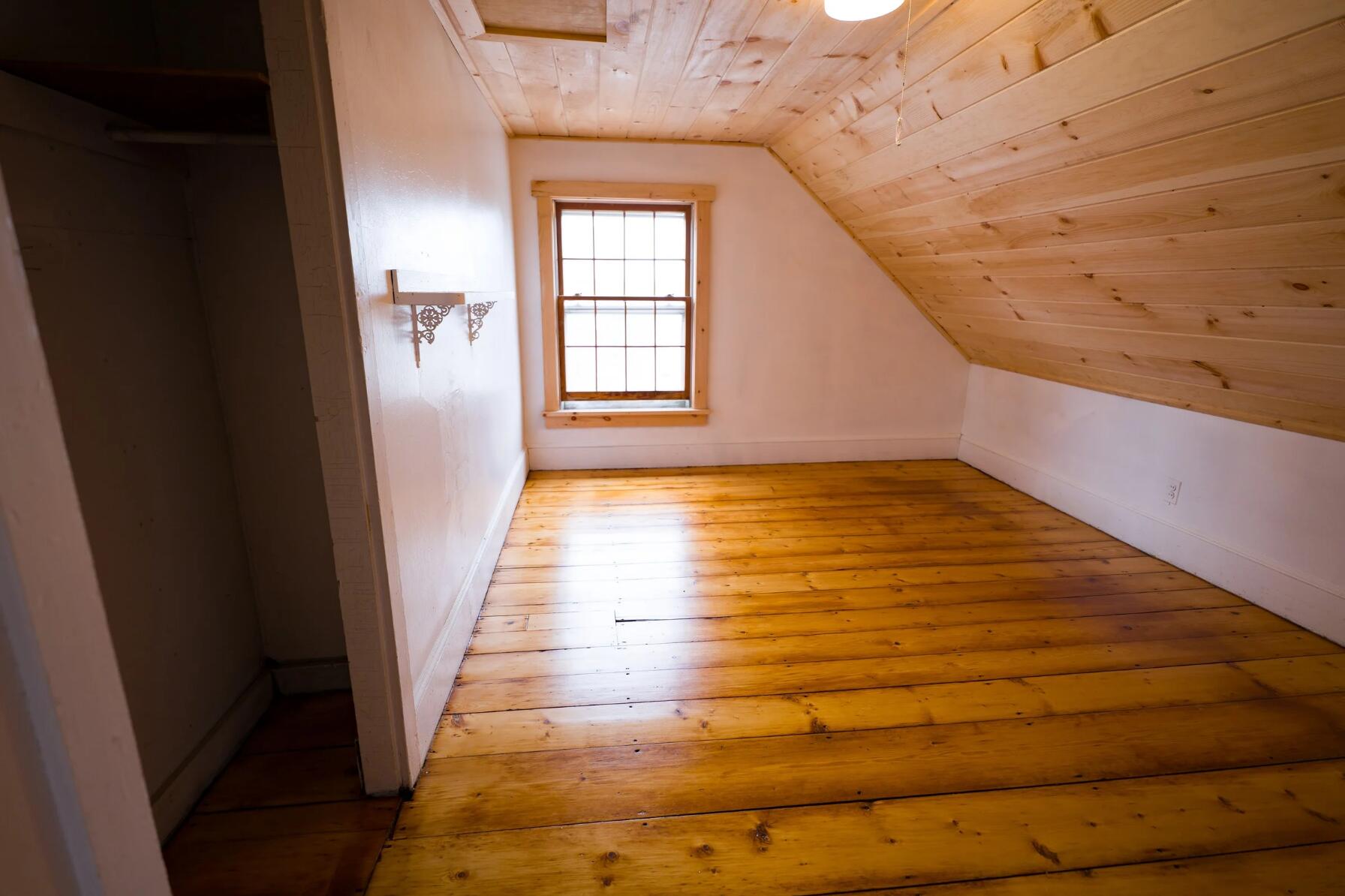 50 Alder Street Property Photo 21