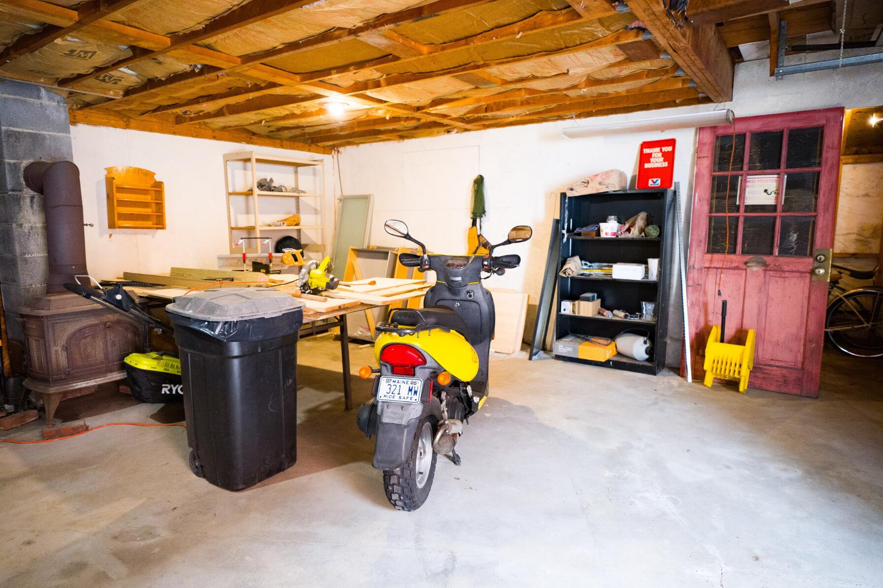 50 Alder Street Property Photo 28