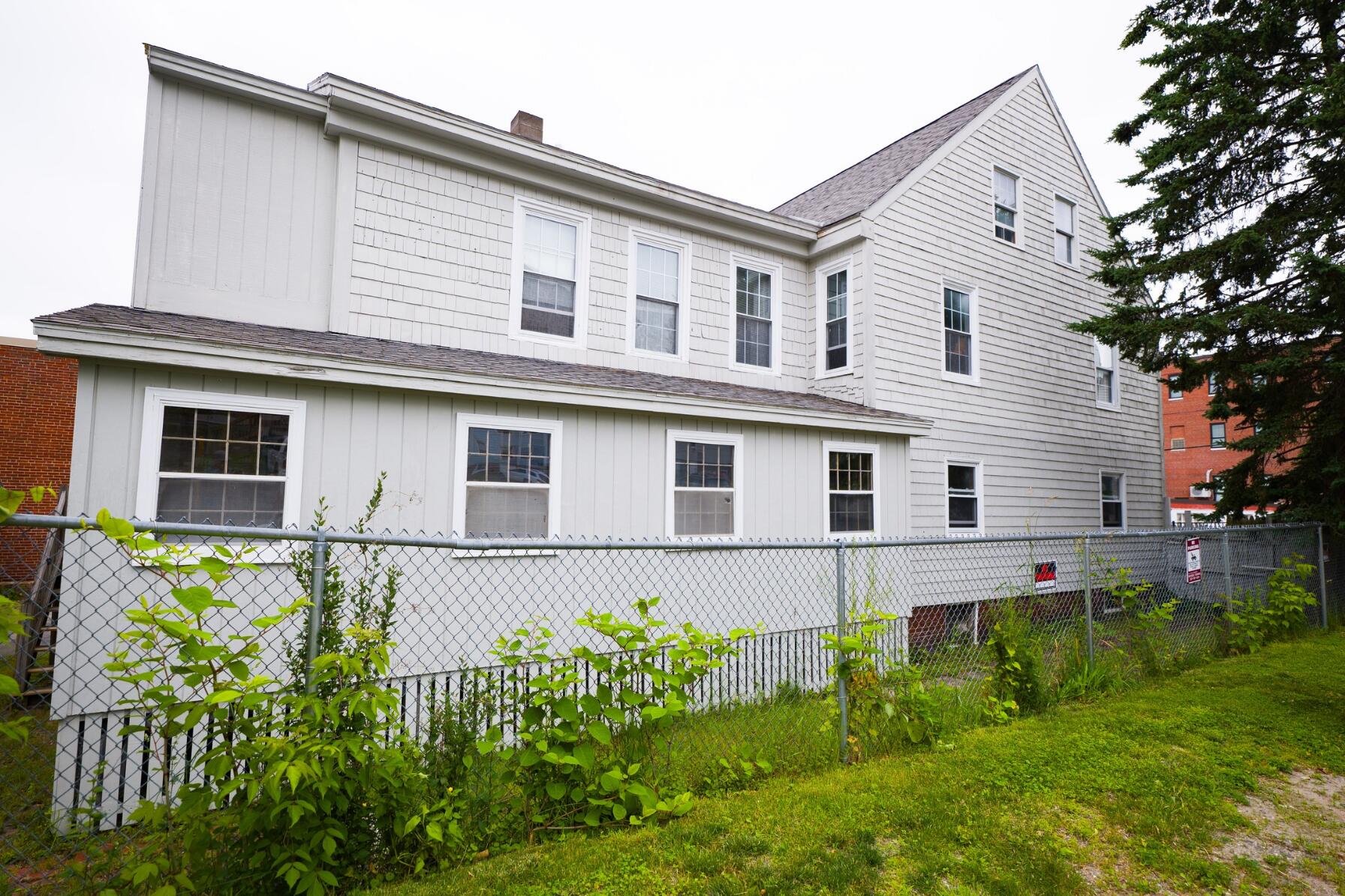 50 Alder Street Property Photo 29