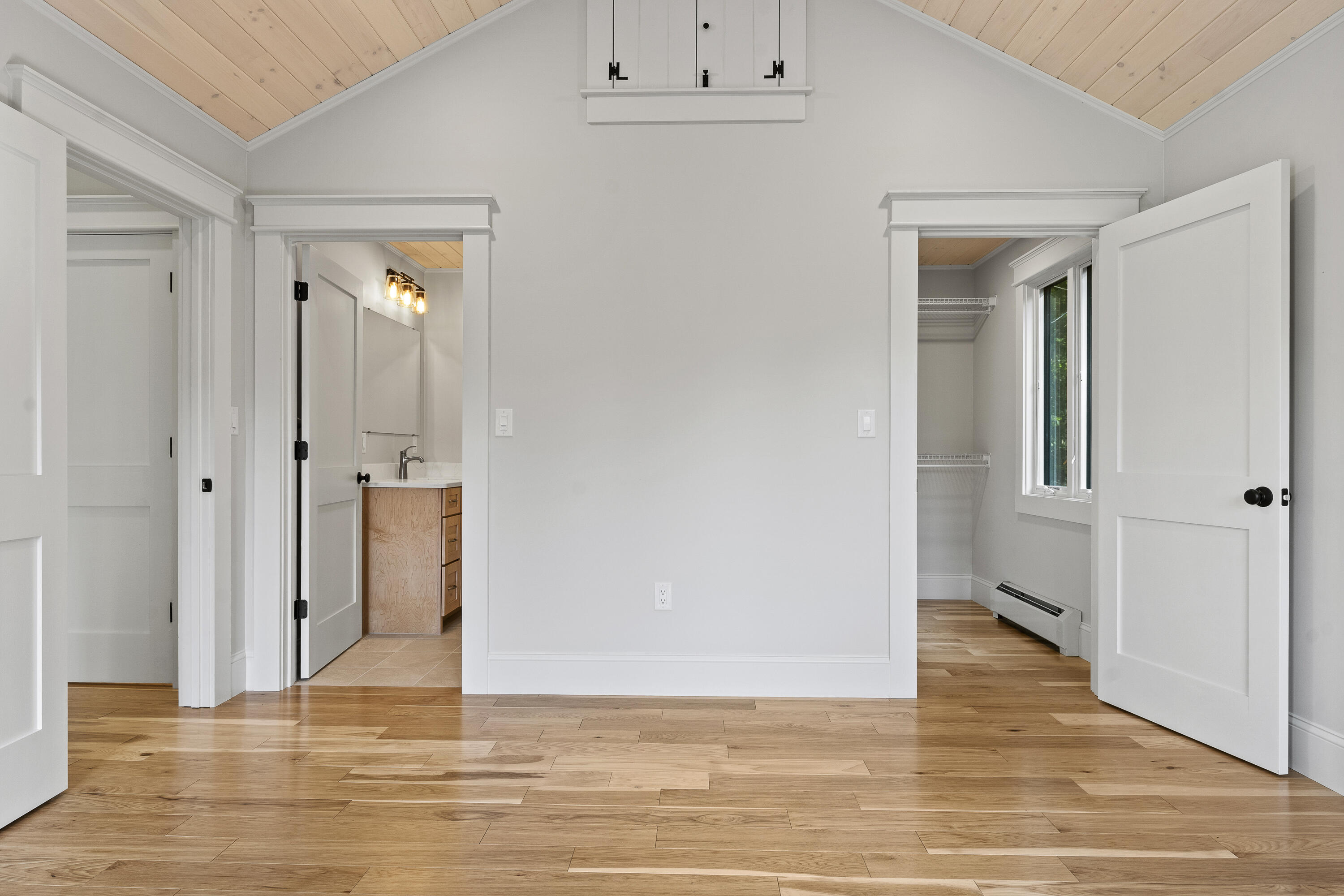 862 W Neck Road Property Photo 35