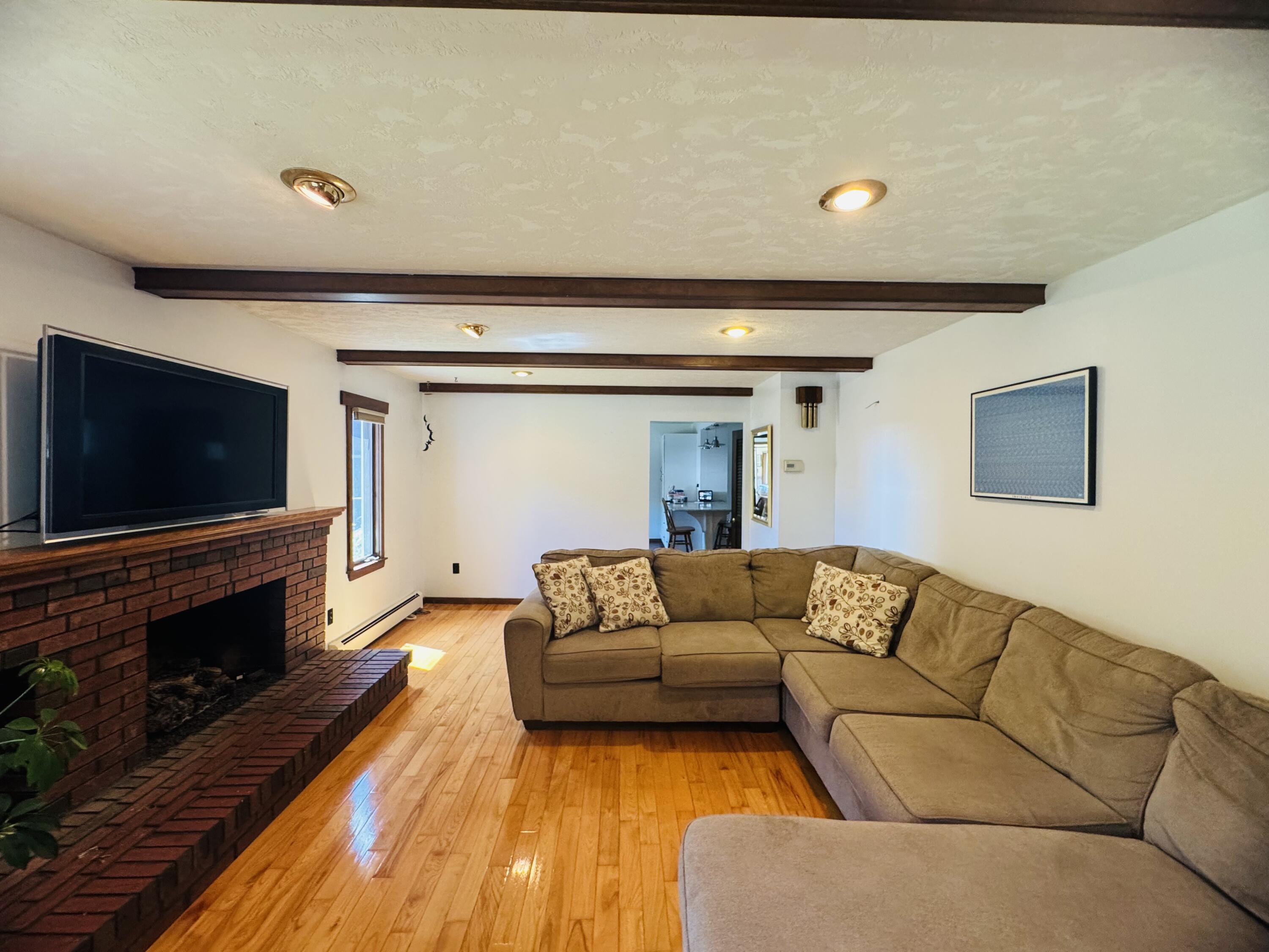 26 Teague Street Property Photo 28