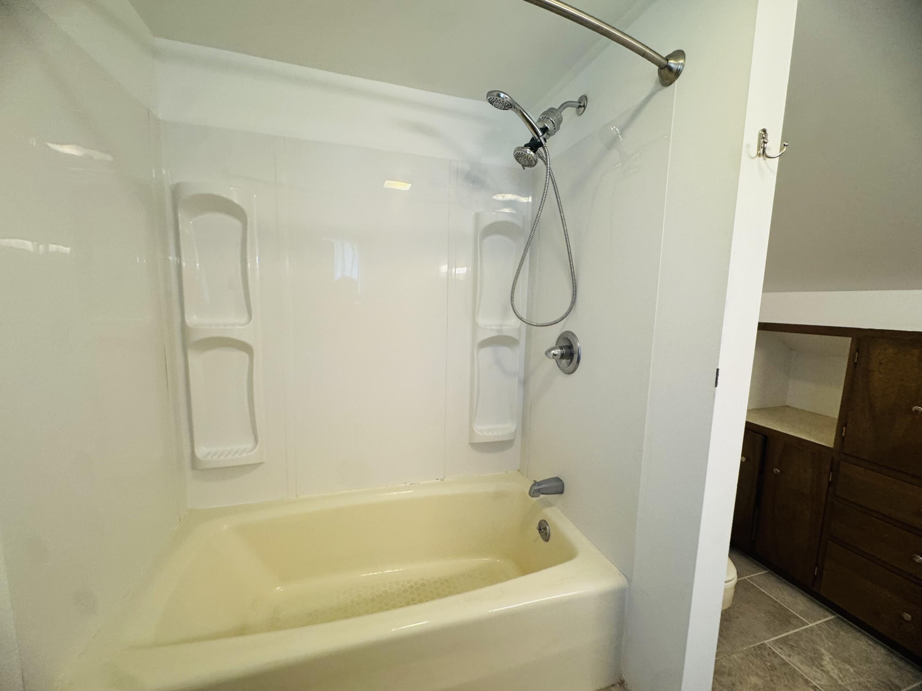 26 Teague Street Property Photo 39