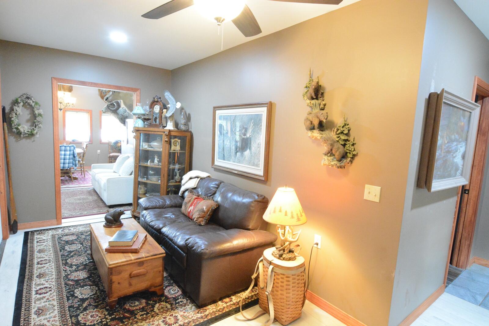 792 West Road Property Photo 4