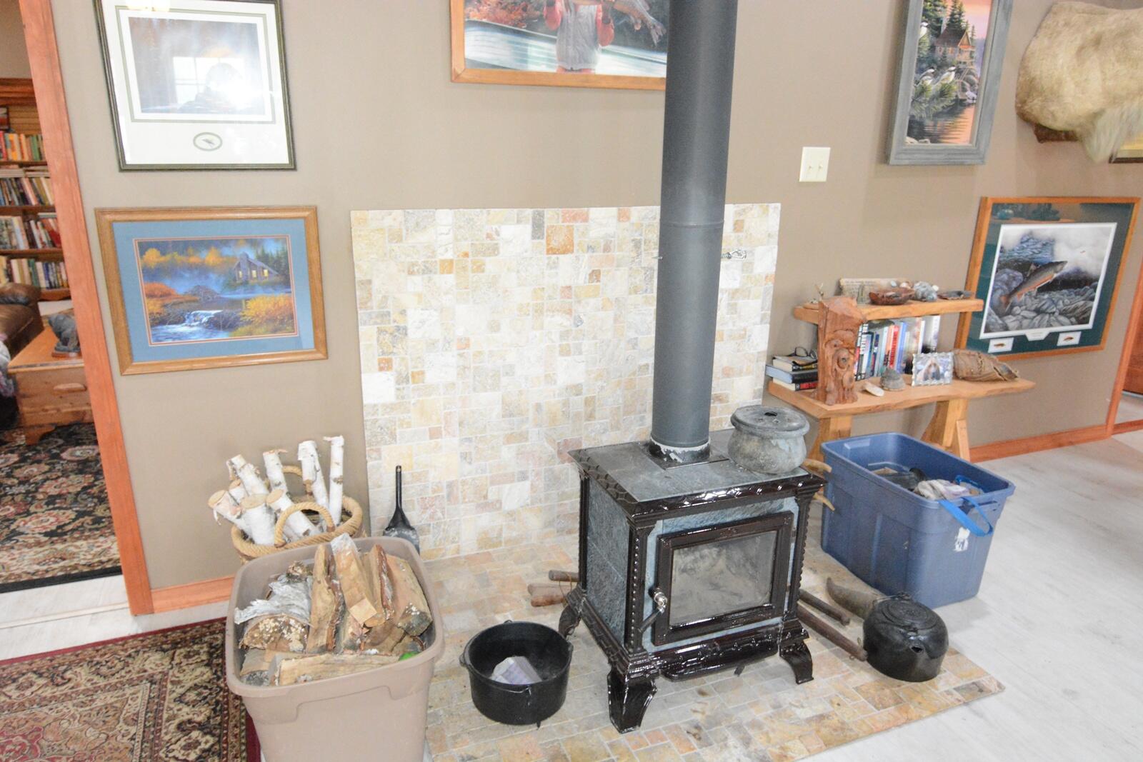 792 West Road Property Photo 11