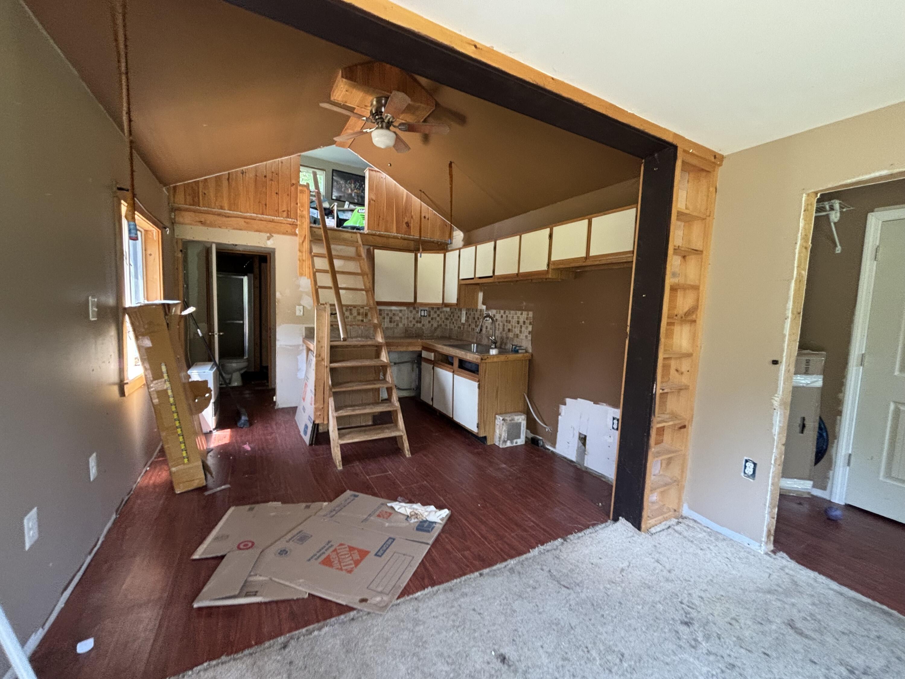 19 Meadow Road Property Photo 66