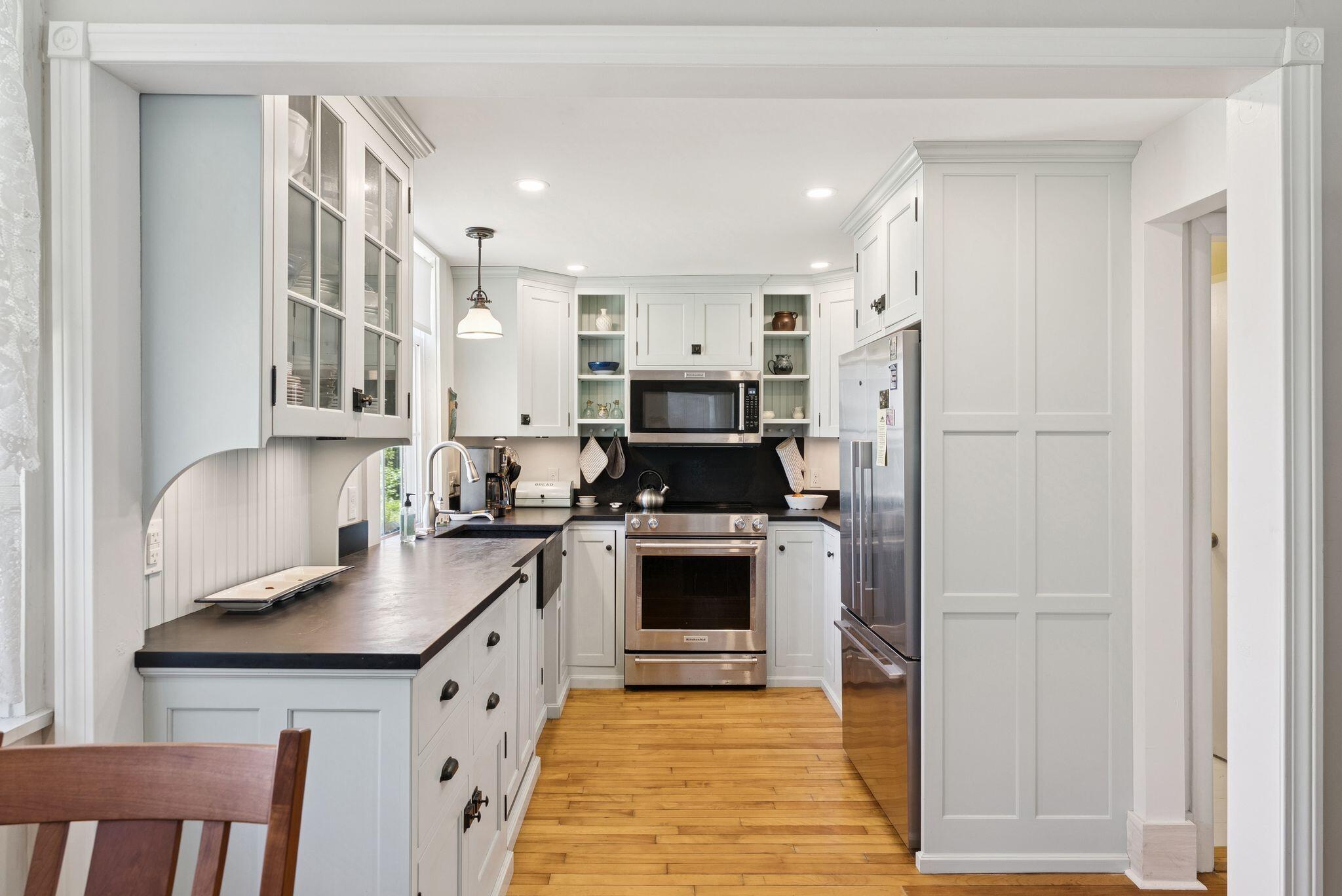 925 Popham Road Property Photo 13