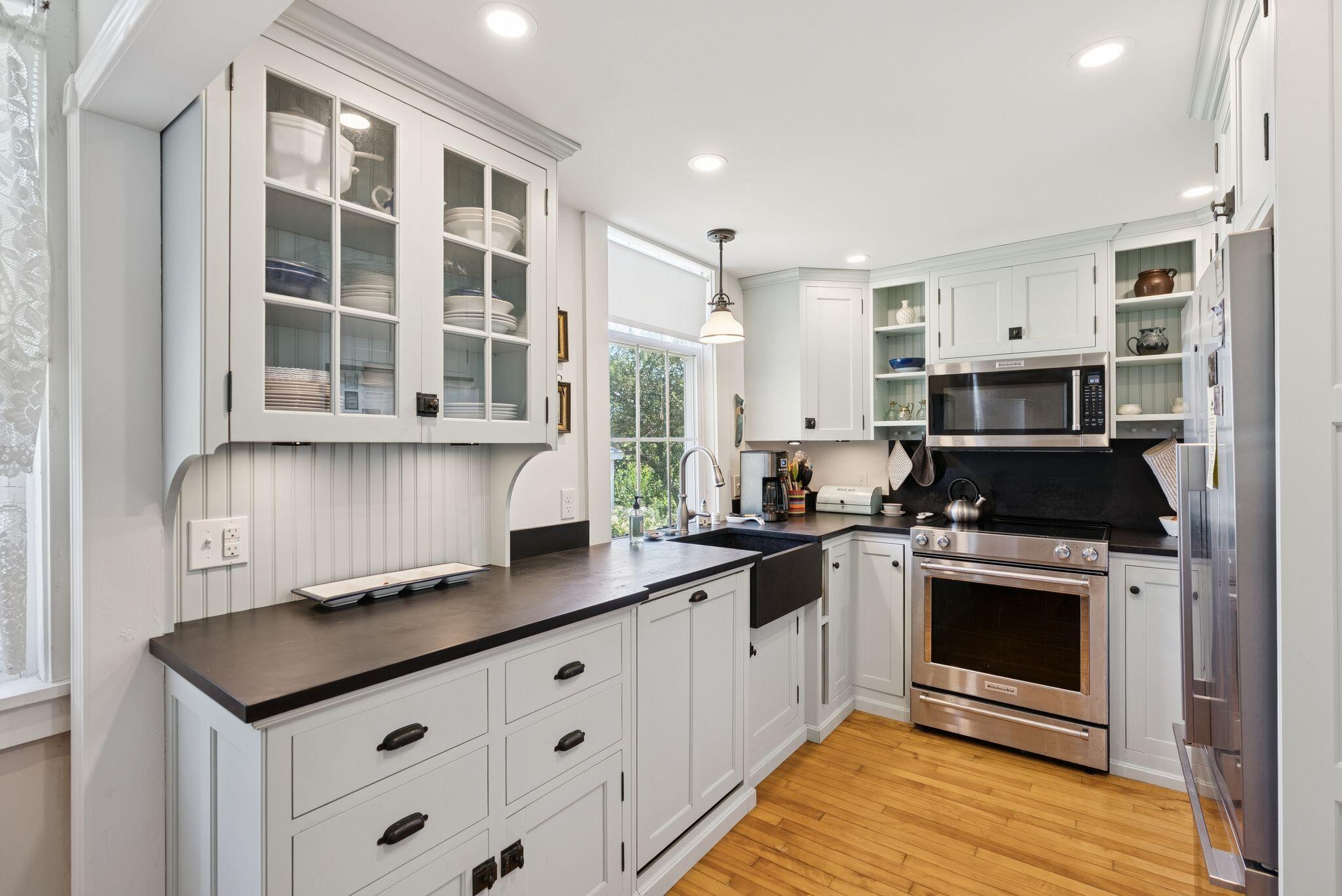 925 Popham Road Property Photo 14