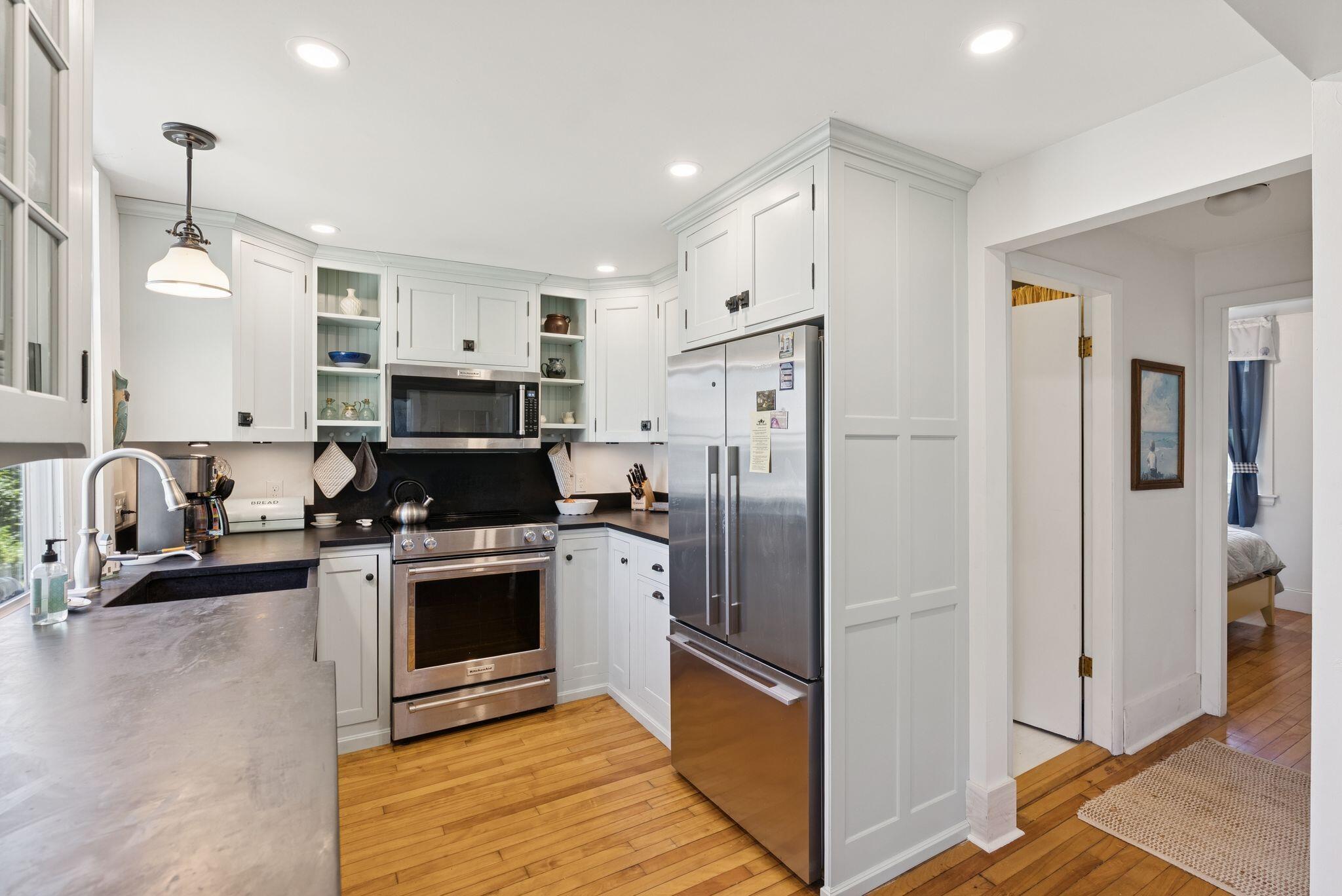 925 Popham Road Property Photo 15