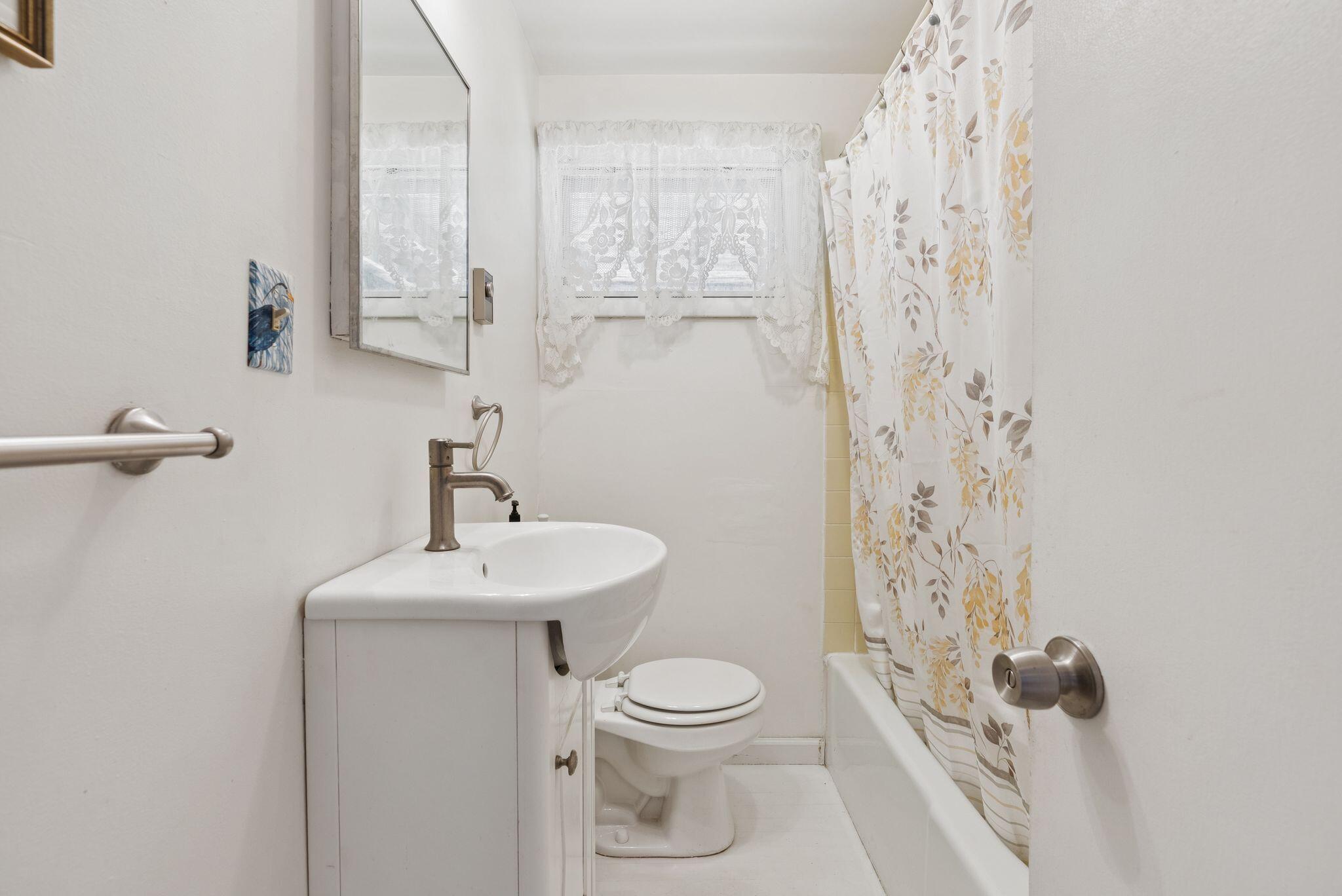 925 Popham Road Property Photo 19