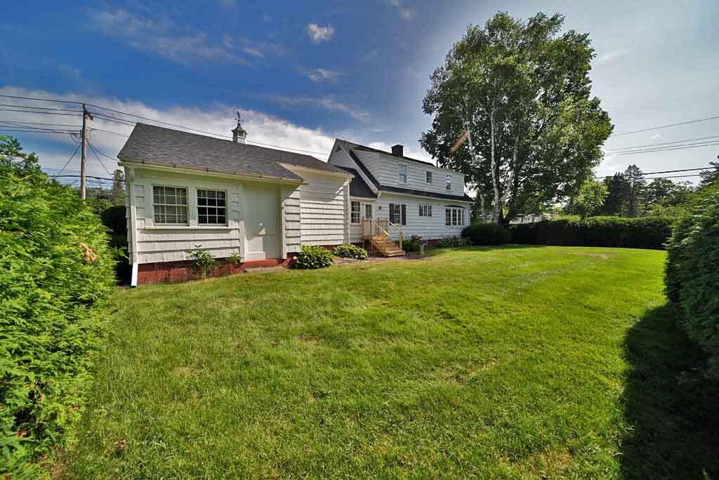 33 Pleasant Street Property Photo 25