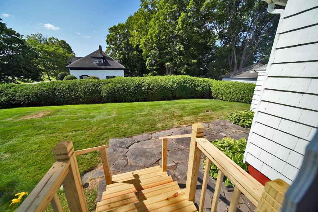 33 Pleasant Street Property Photo 27