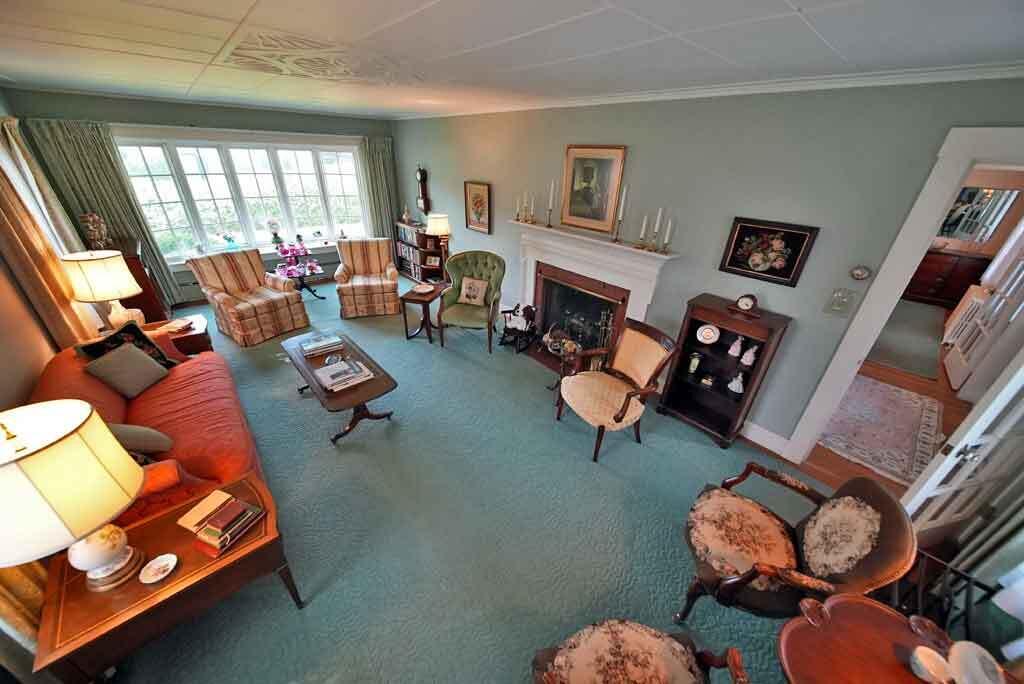 33 Pleasant Street Property Photo 33