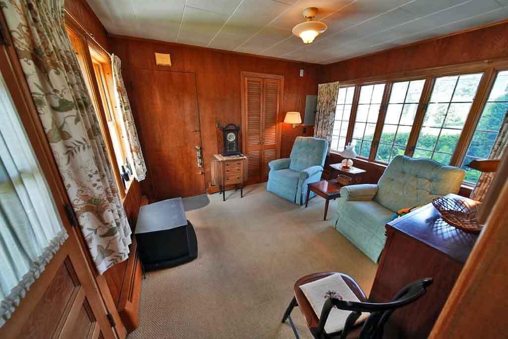 33 Pleasant Street Property Photo 41