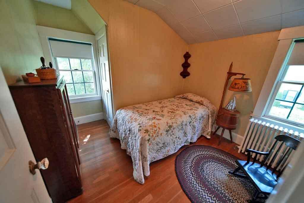 33 Pleasant Street Property Photo 68