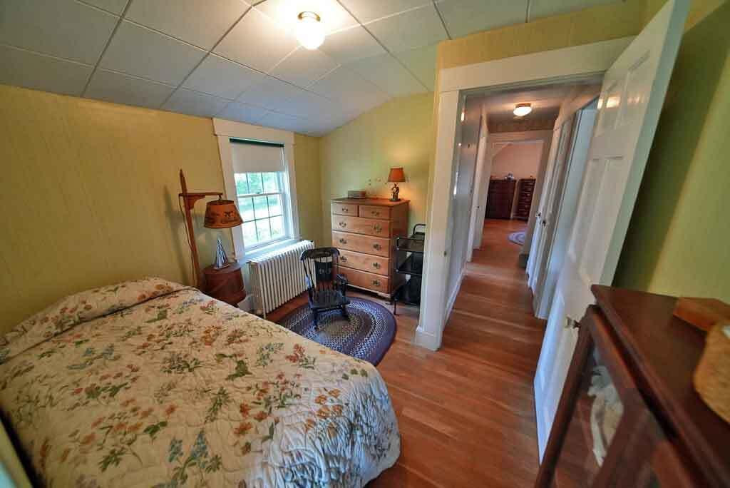 33 Pleasant Street Property Photo 70