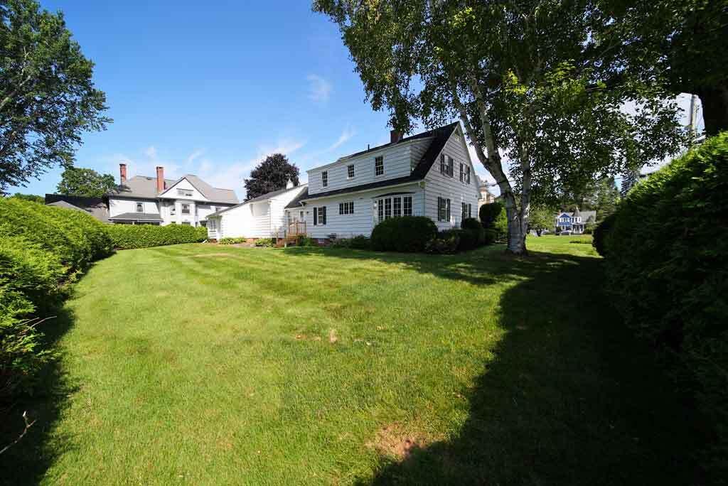33 Pleasant Street Property Photo 82