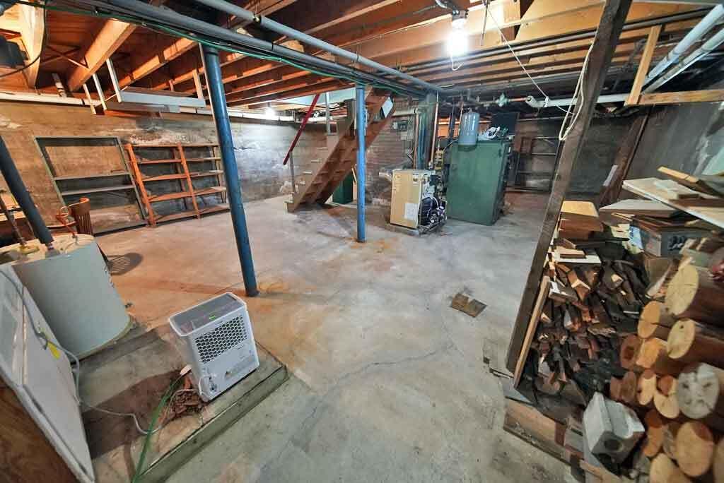 33 Pleasant Street Property Photo 87