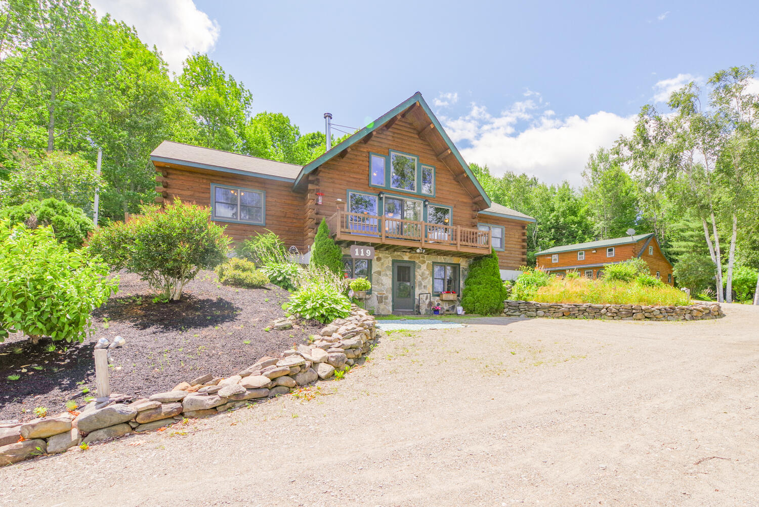 119 Veterans Highway Property Photo 1