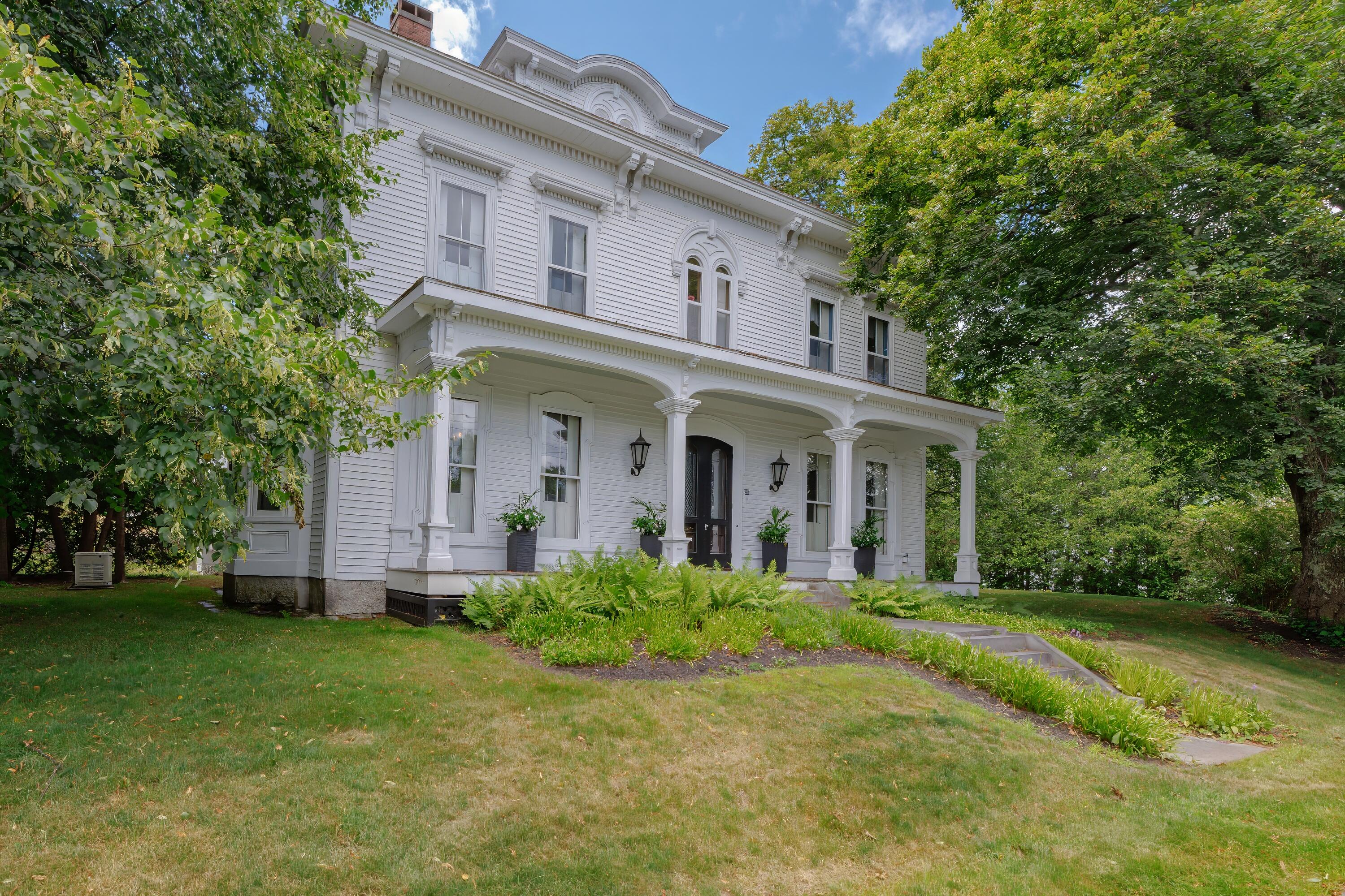 80 State Street Property Photo 3