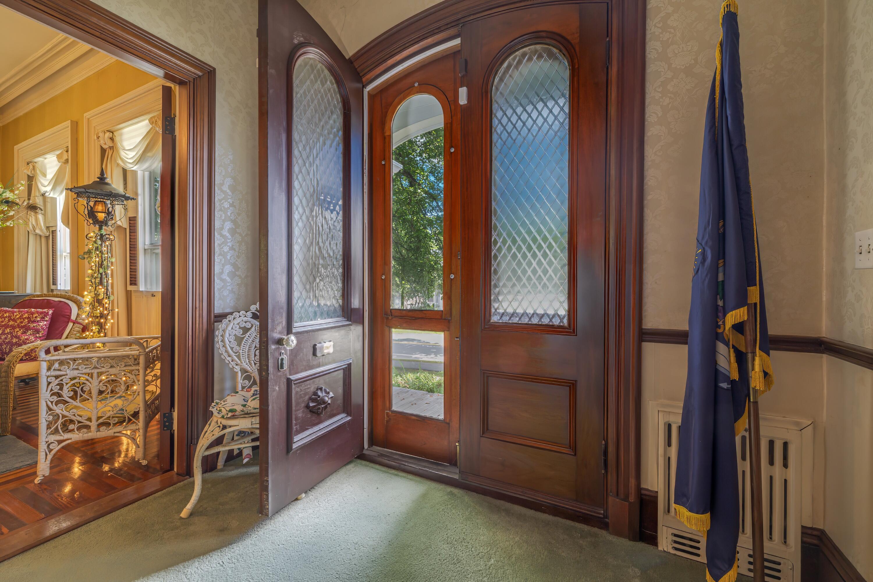 80 State Street Property Photo 11
