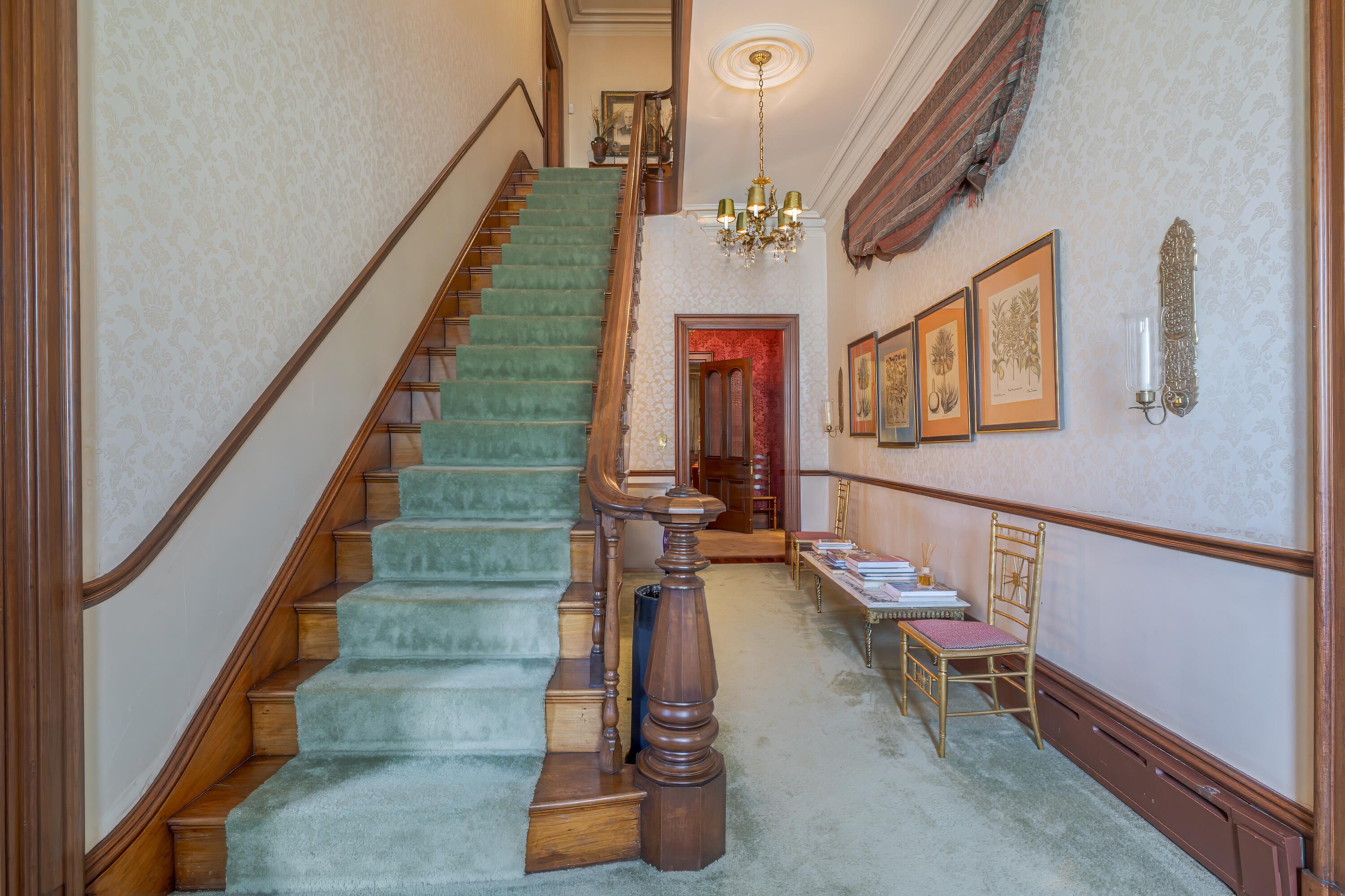 80 State Street Property Photo 13